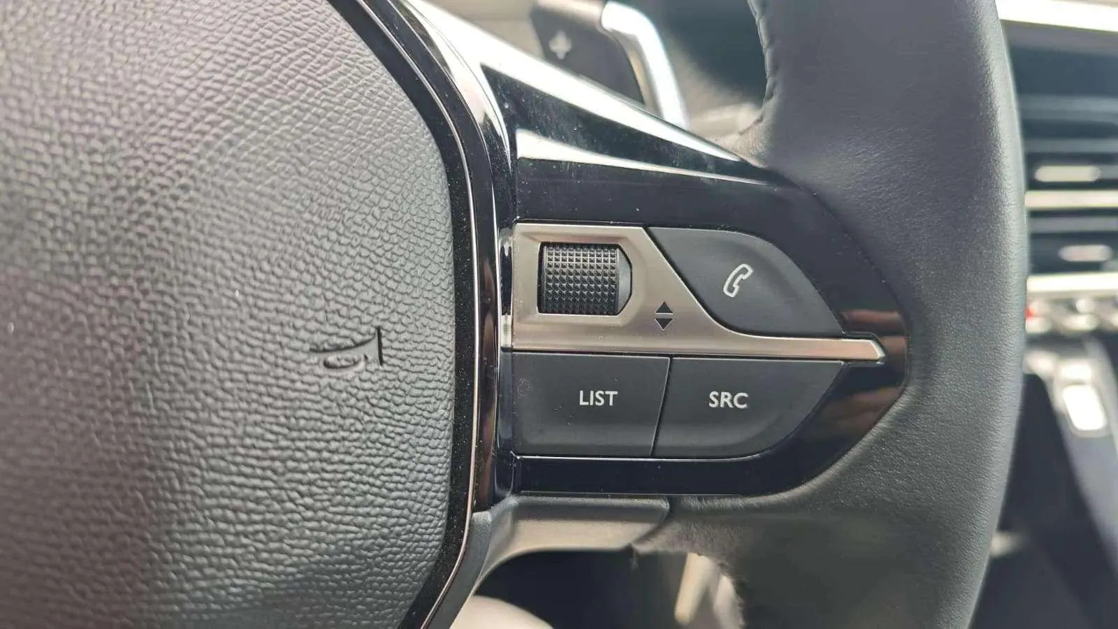 Peugeot 208 Style Hybrid 110 eDCS6 - foto 16