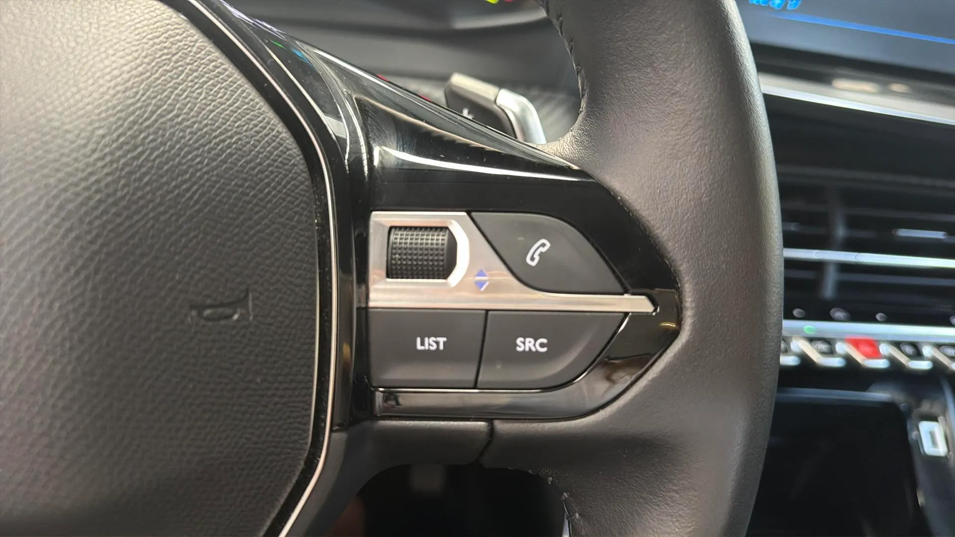 Peugeot 208 Style Hybrid 110 eDCS6 - foto 16