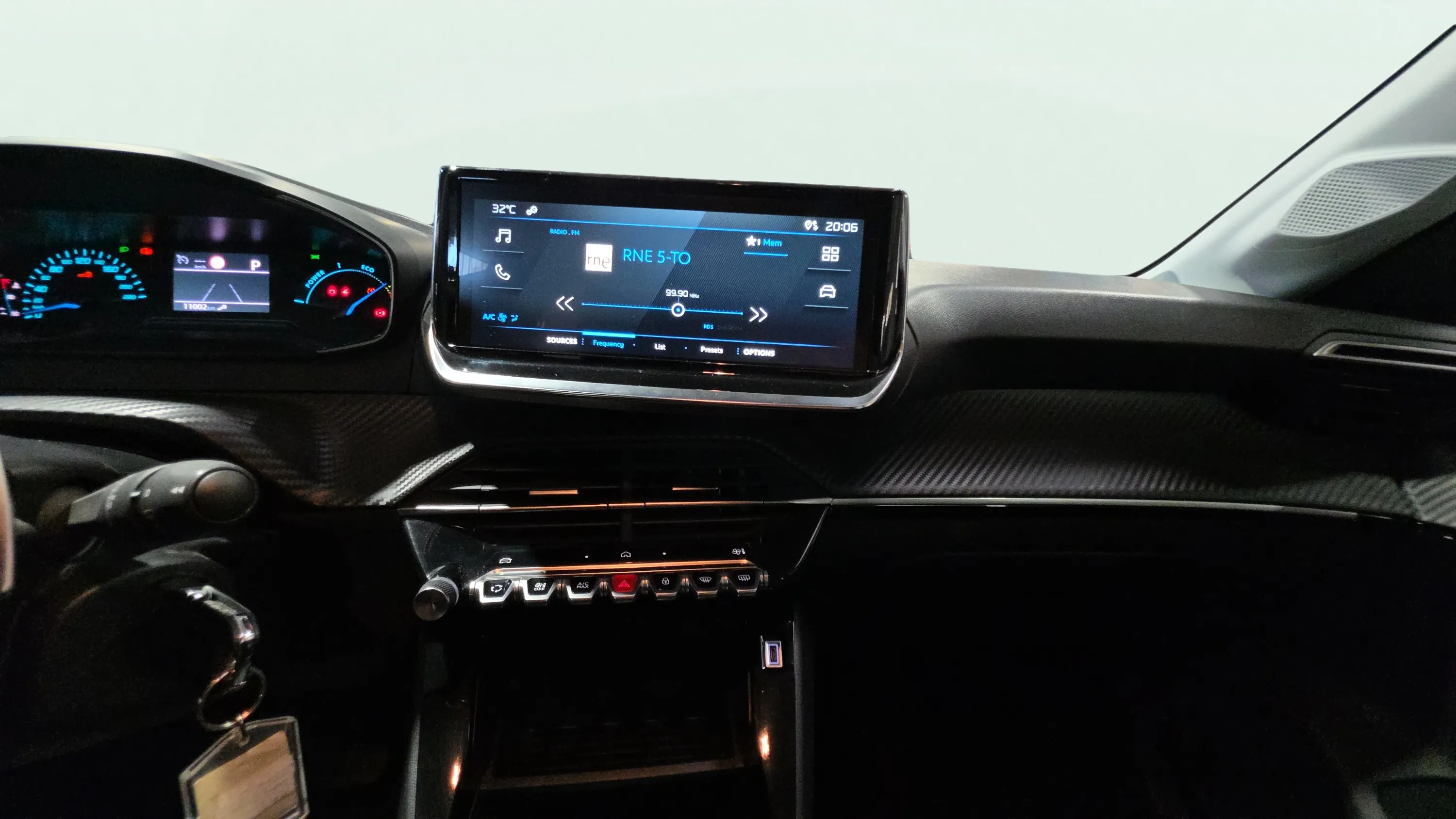 Peugeot 208 Style Hybrid 110 eDCS6 - foto 11