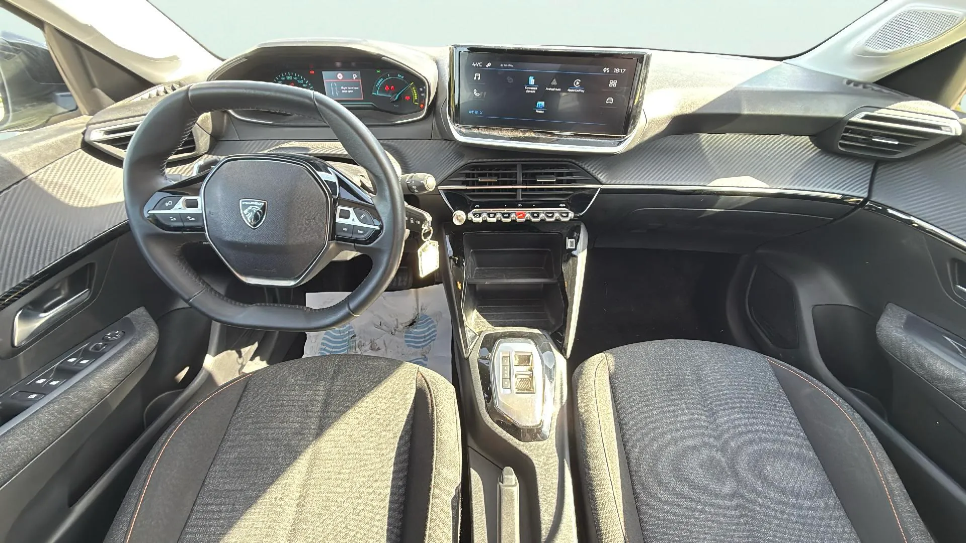 Peugeot 208 Style Hybrid 110 eDCS6 - foto 10