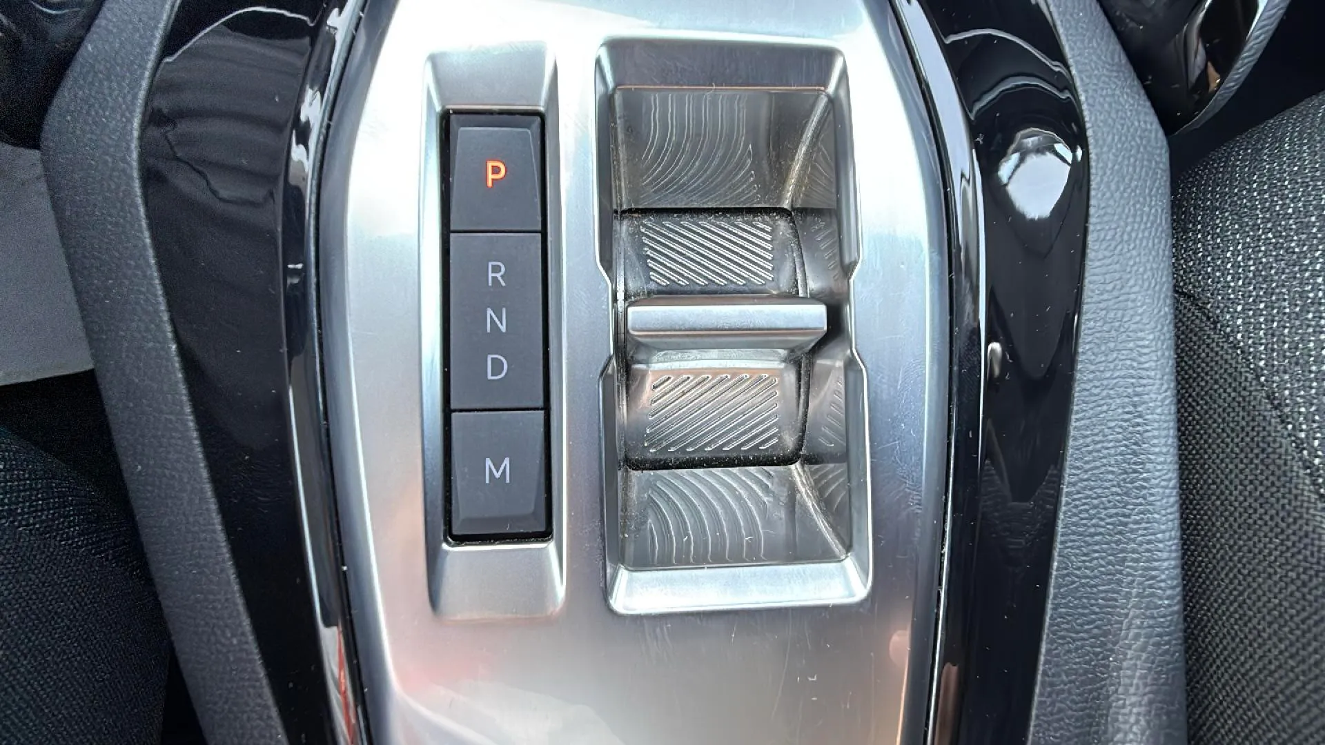 Peugeot 208 Style Hybrid 110 eDCS6 - foto 15