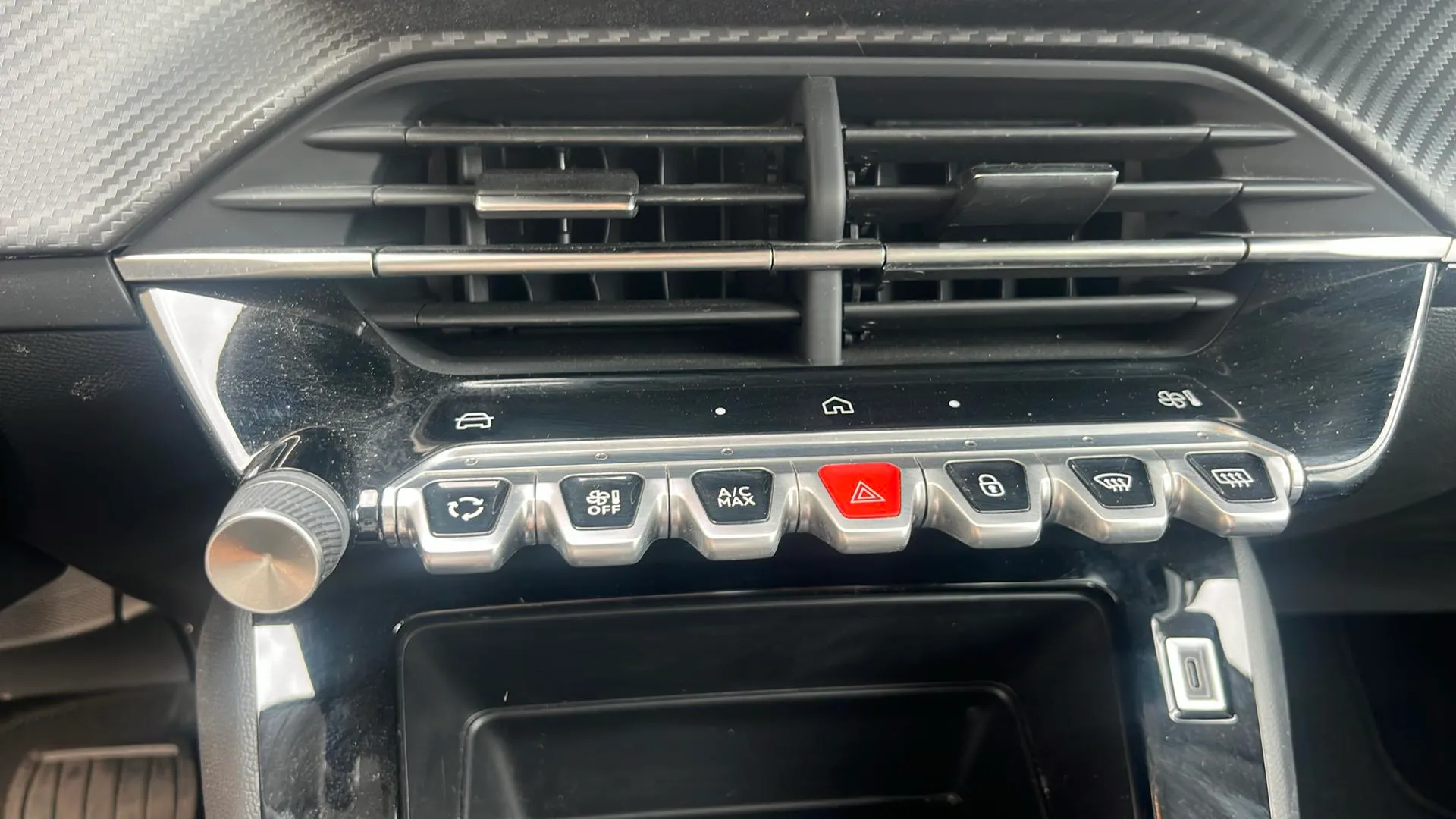 Peugeot 208 Style Hybrid 110 eDCS6 - foto 12