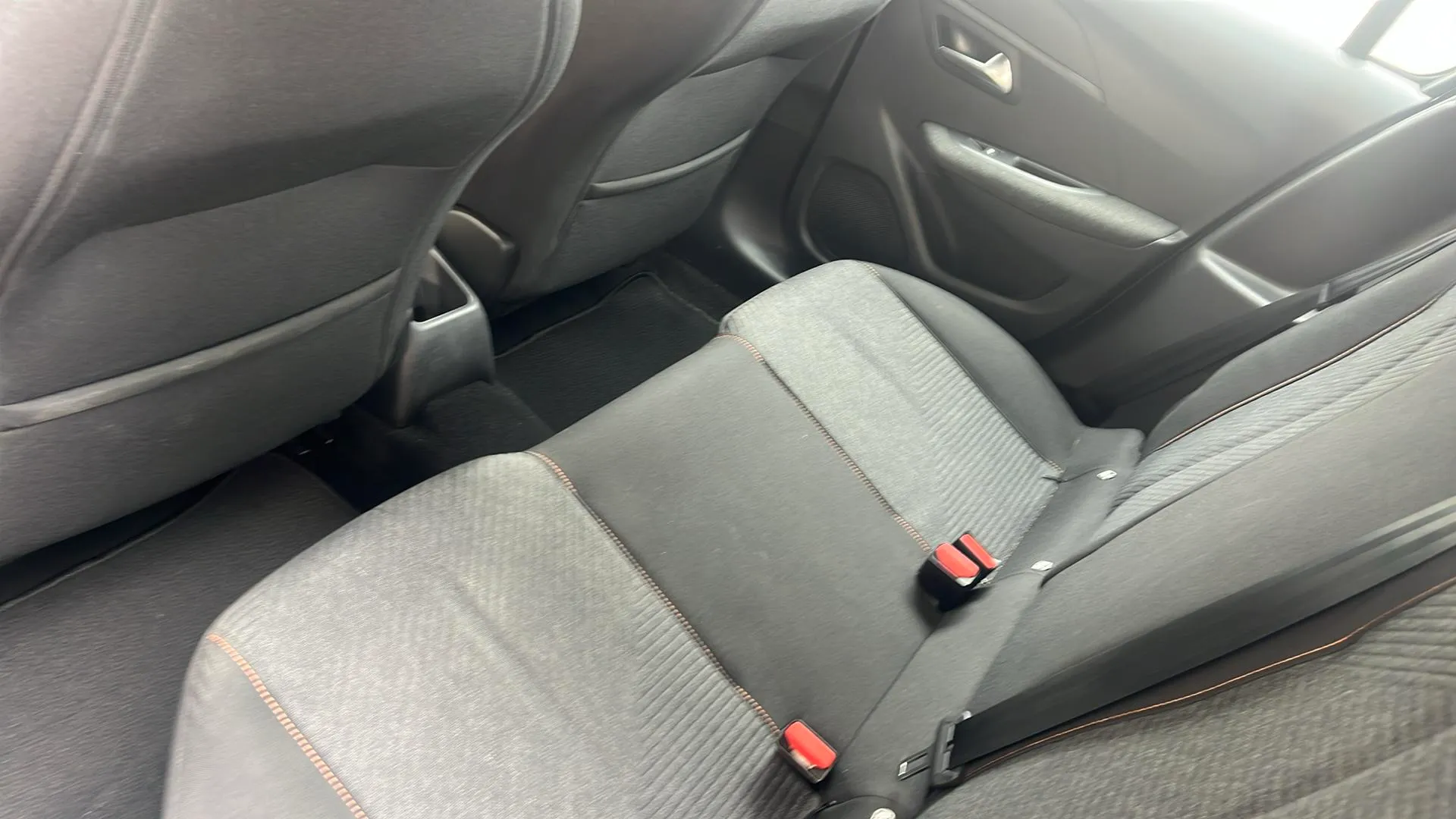 Peugeot 208 Style Hybrid 110 eDCS6 - foto 14