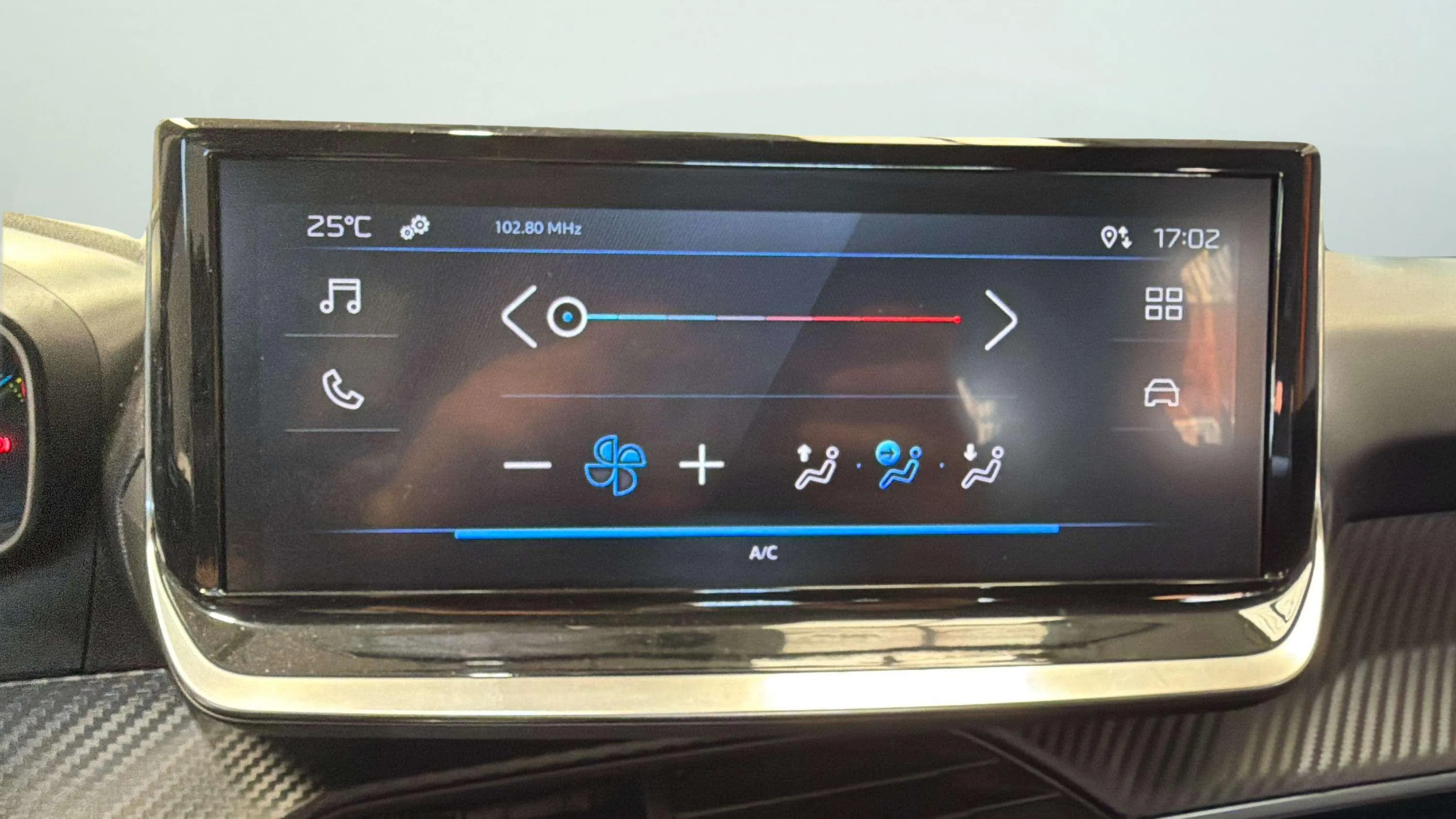 Peugeot 208 Style Hybrid 110 eDCS6 - foto 15
