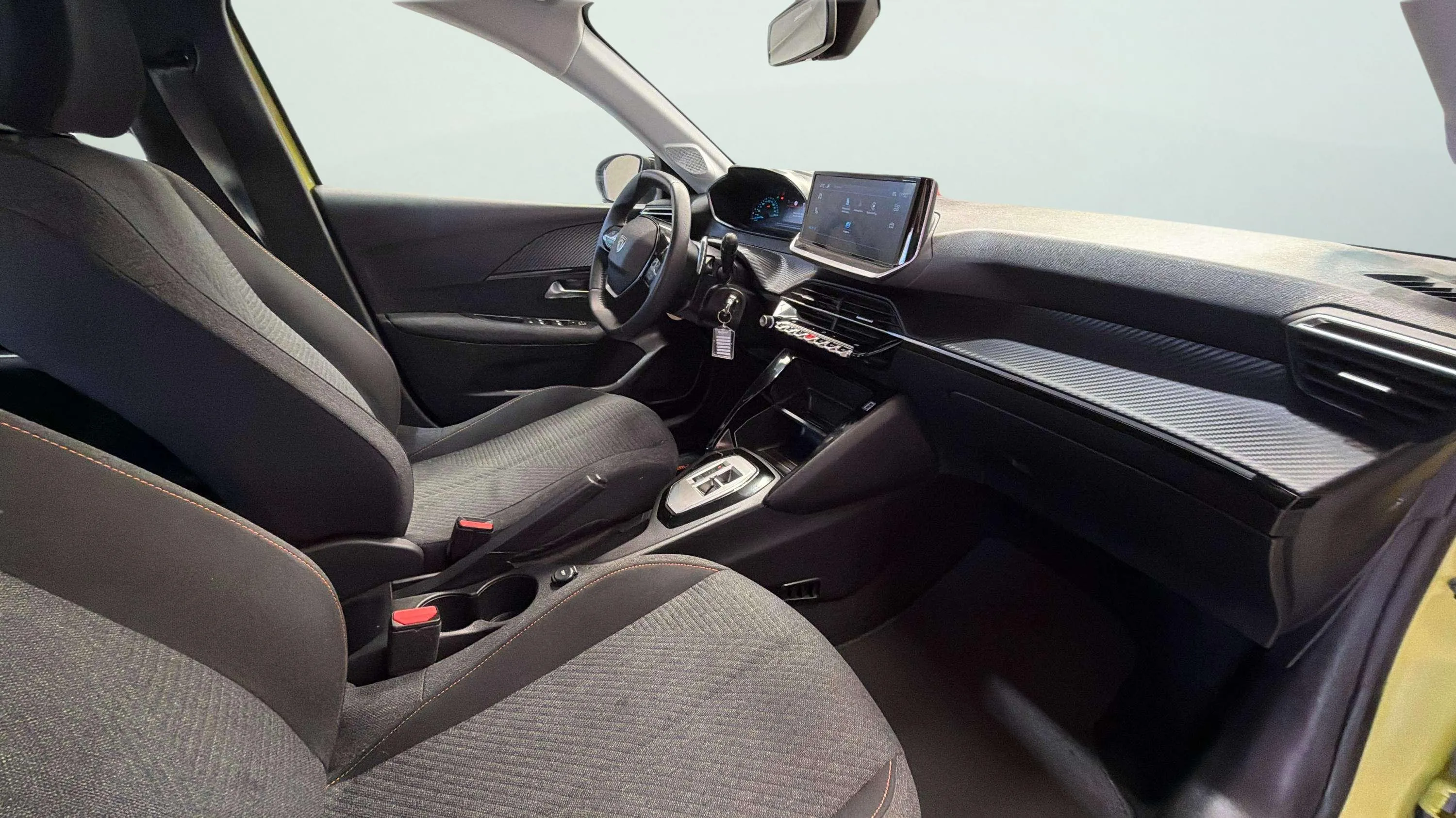 Peugeot 208 Style Hybrid 110 eDCS6 - foto 23