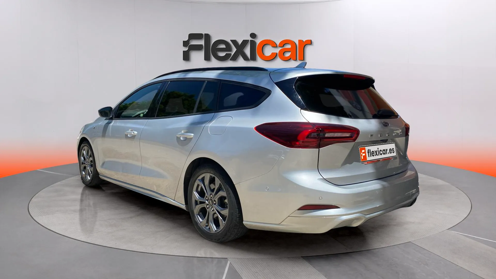 Ford Focus 1.0 EcoBoost MHEV ST-Line SB - foto 4
