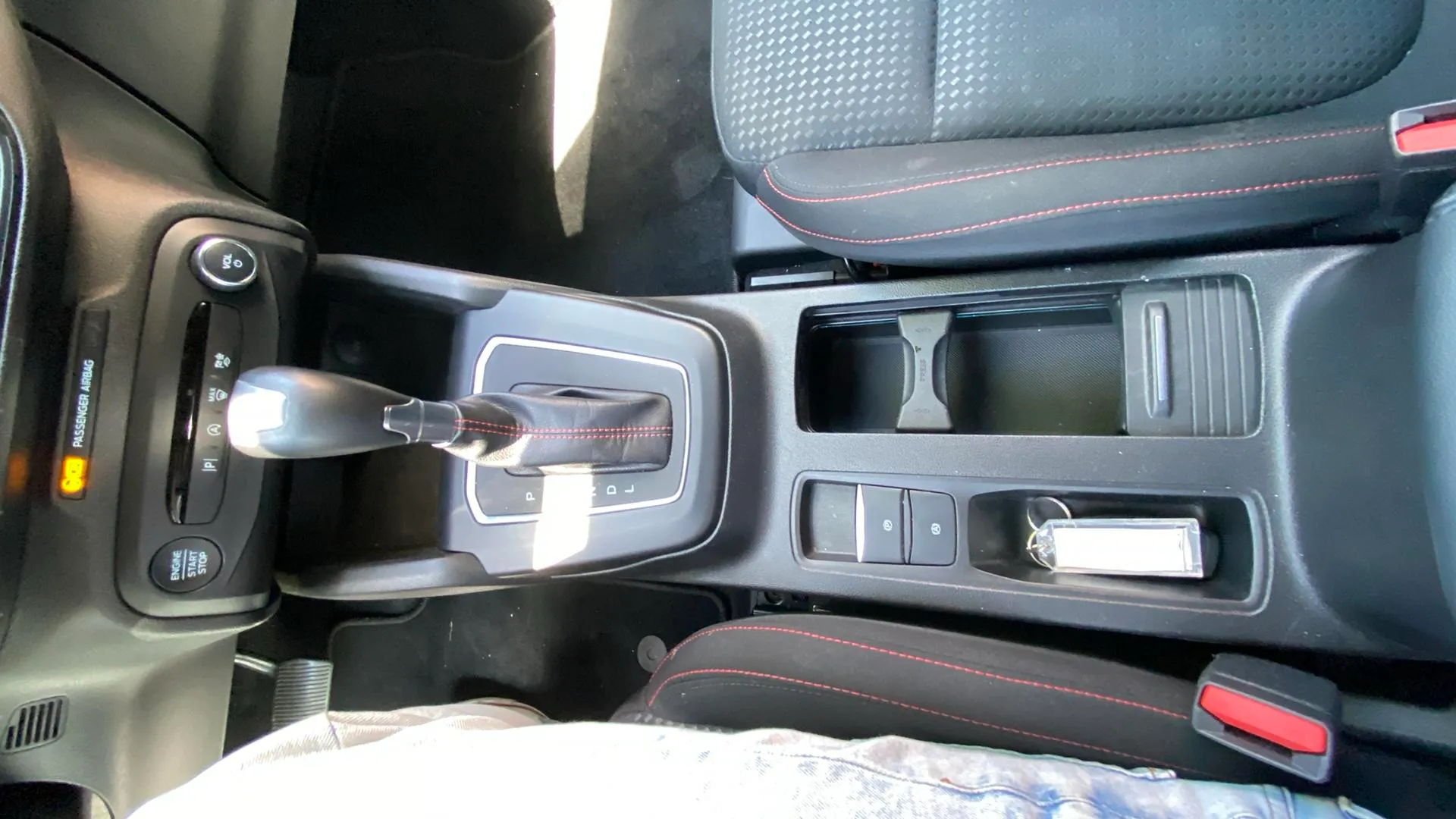 Ford Focus 1.0 EcoBoost MHEV ST-Line SB - foto 22
