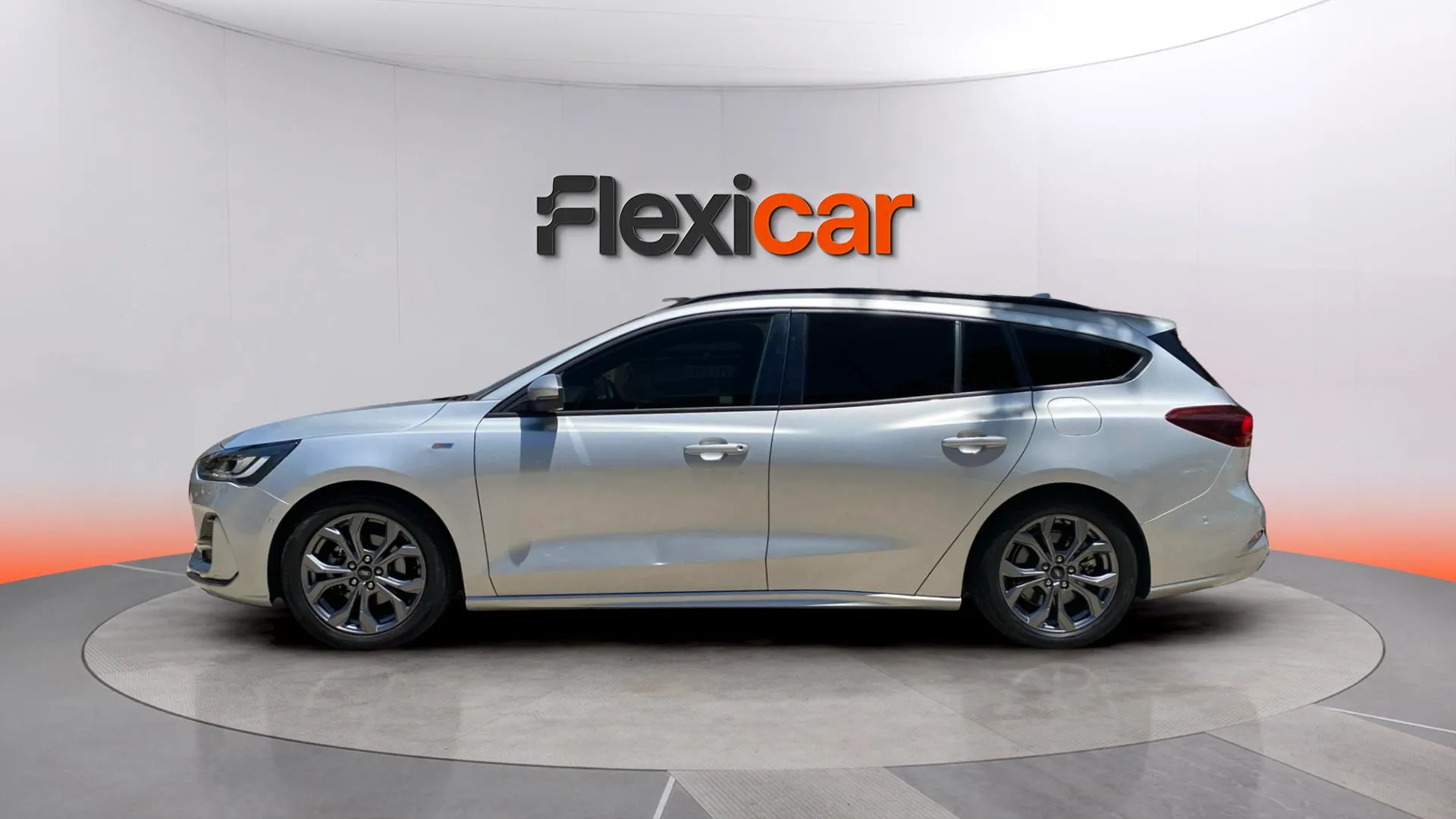Ford Focus 1.0 EcoBoost MHEV ST-Line SB - foto 3