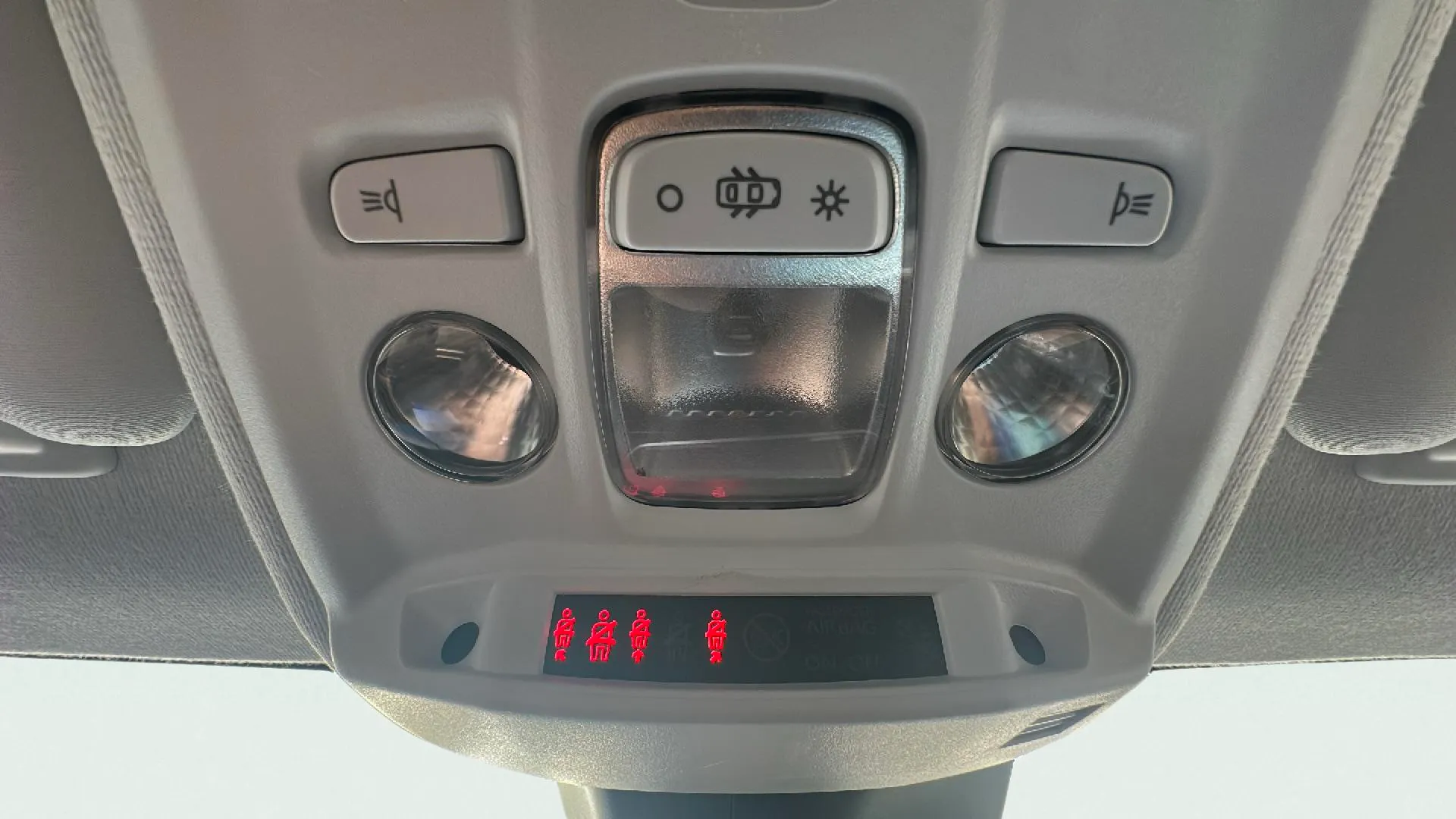 Peugeot 208 Style Hybrid 110 eDCS6 - foto 24