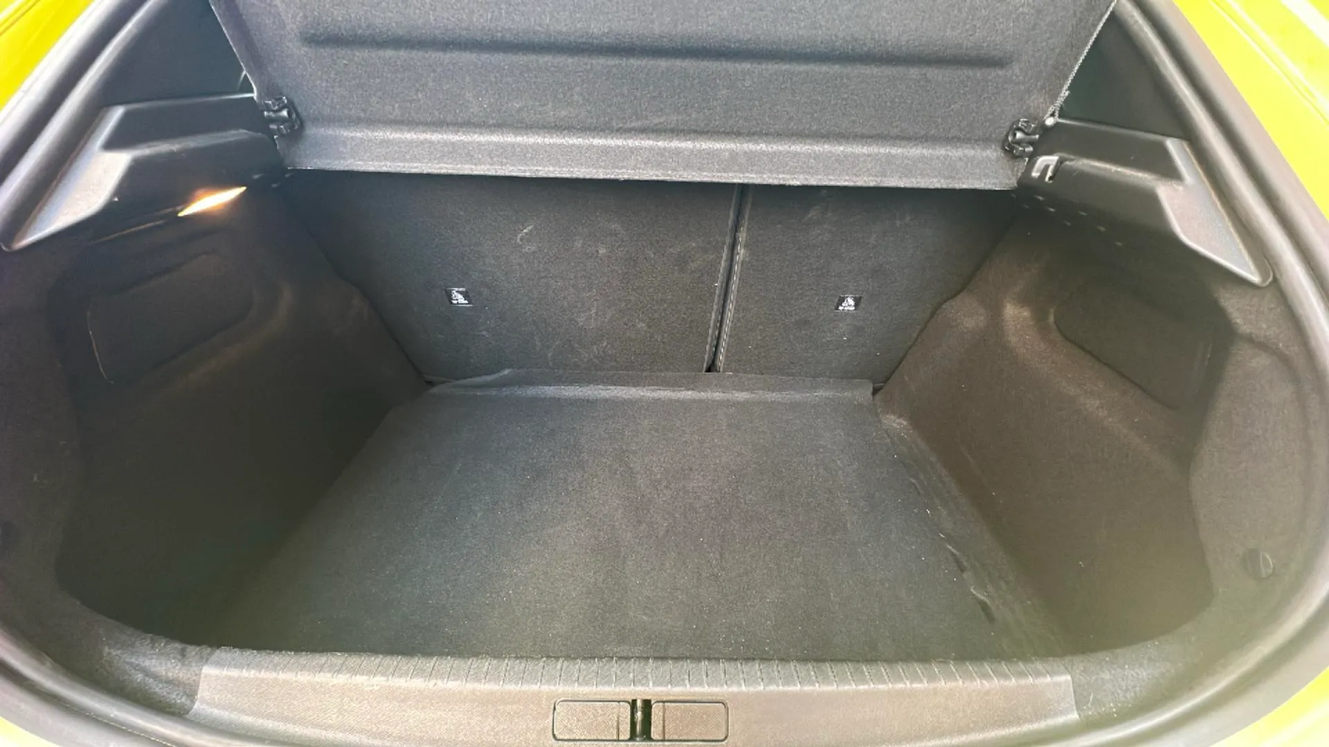 Peugeot 208 Style Hybrid 110 eDCS6 - foto 16