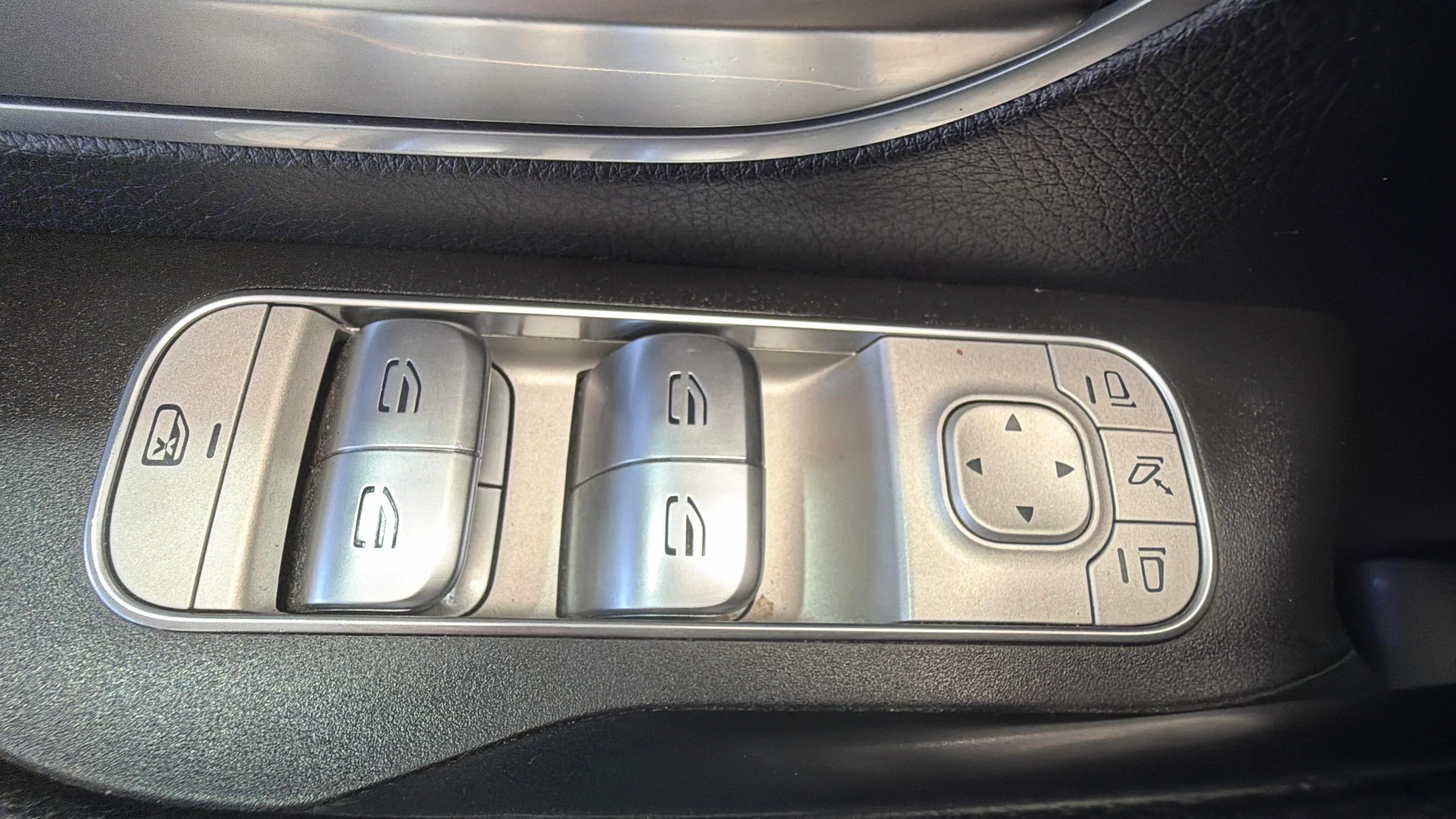 Mercedes-Benz GLE 350 d 4MATIC - foto 17