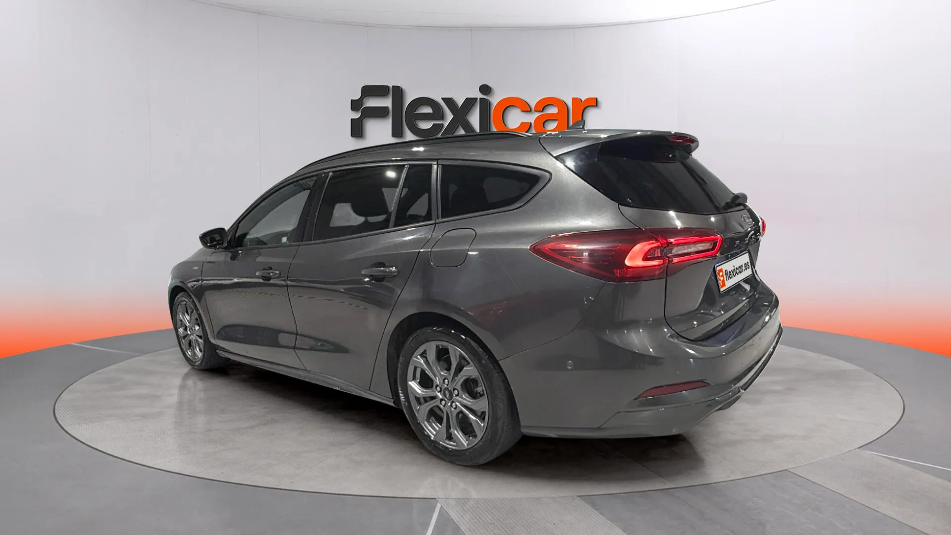 Ford Focus 1.0 EcoBoost MHEV ST-Line - foto 5