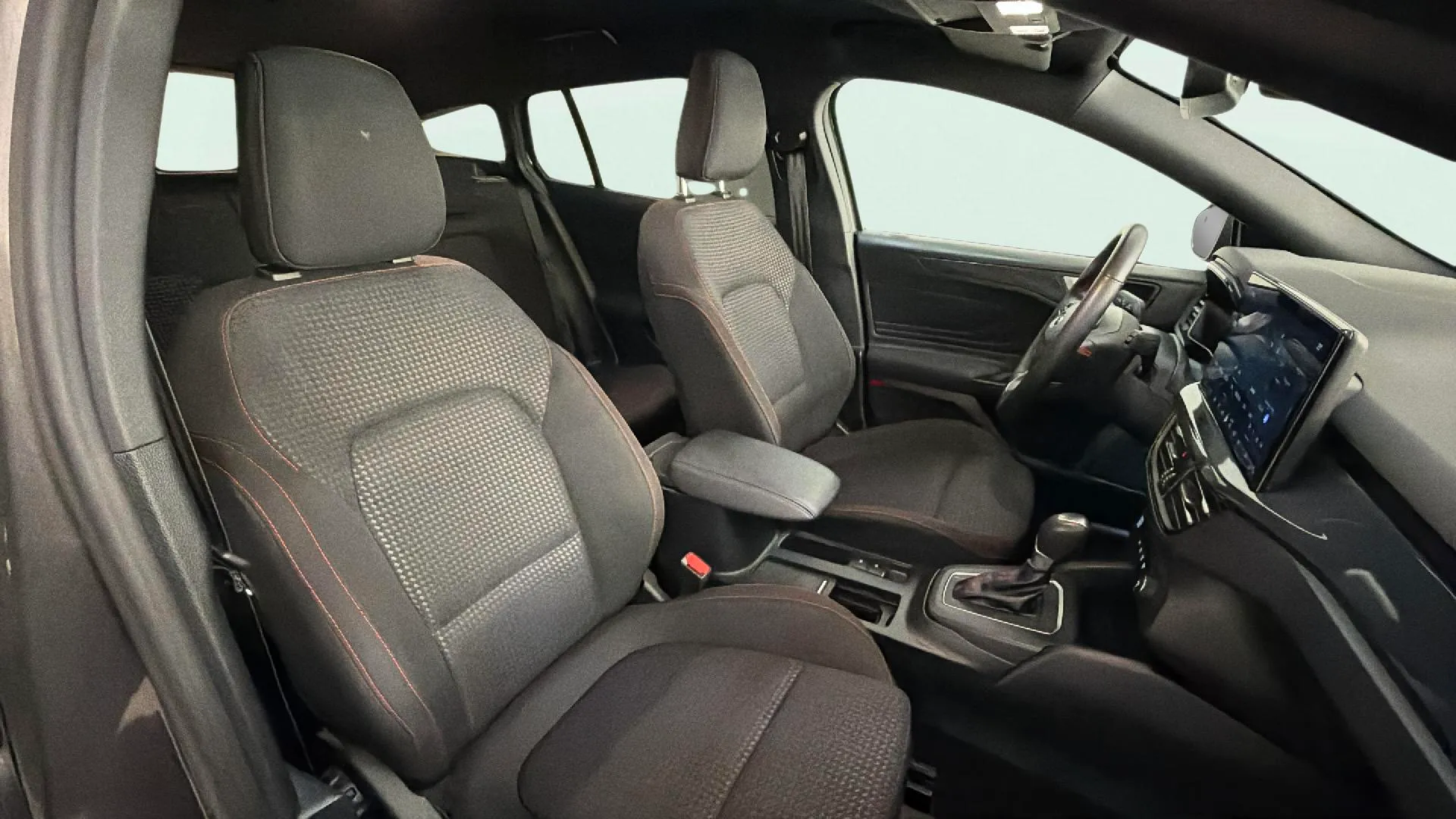 Ford Focus 1.0 EcoBoost MHEV ST-Line - foto 15