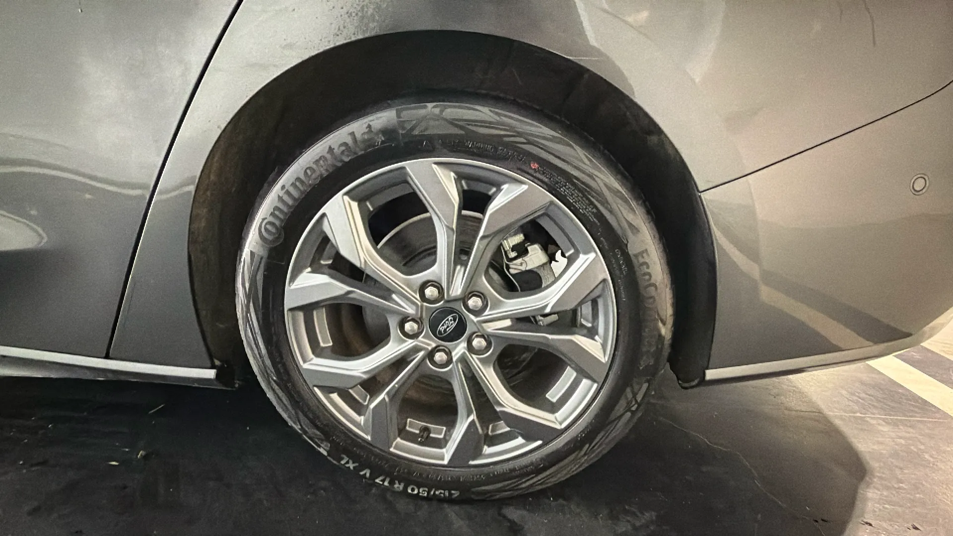 Ford Focus 1.0 EcoBoost MHEV ST-Line - foto 19