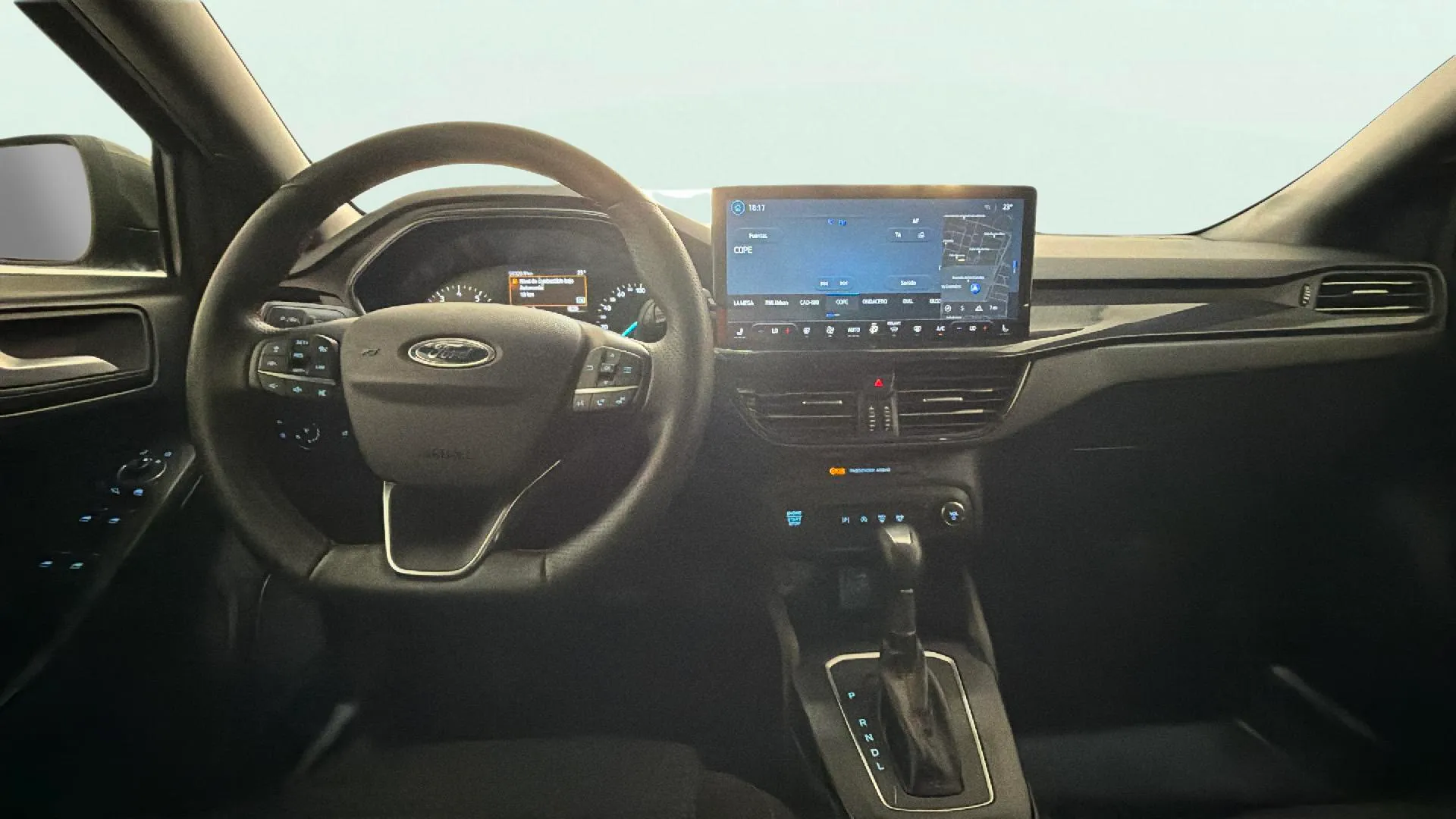 Ford Focus 1.0 EcoBoost MHEV ST-Line - foto 9