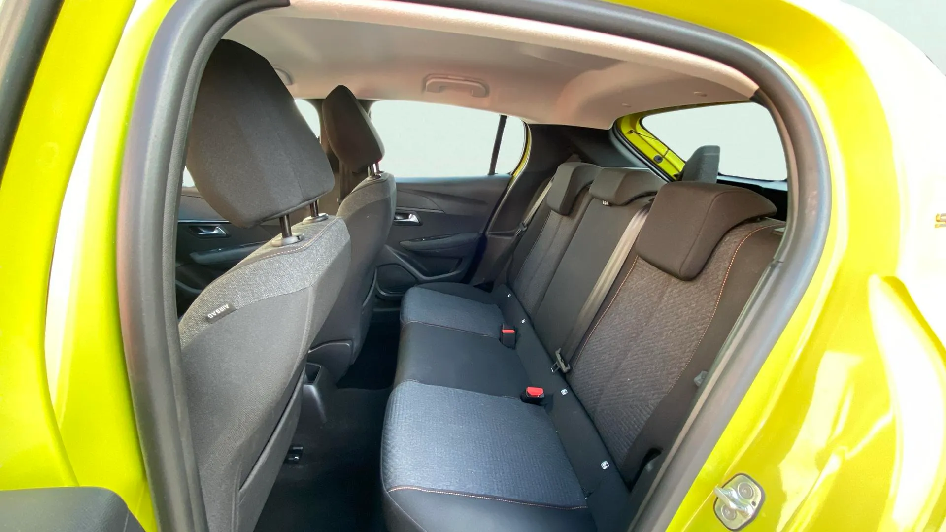 Peugeot 208 Style Hybrid 110 eDCS6 - foto 13