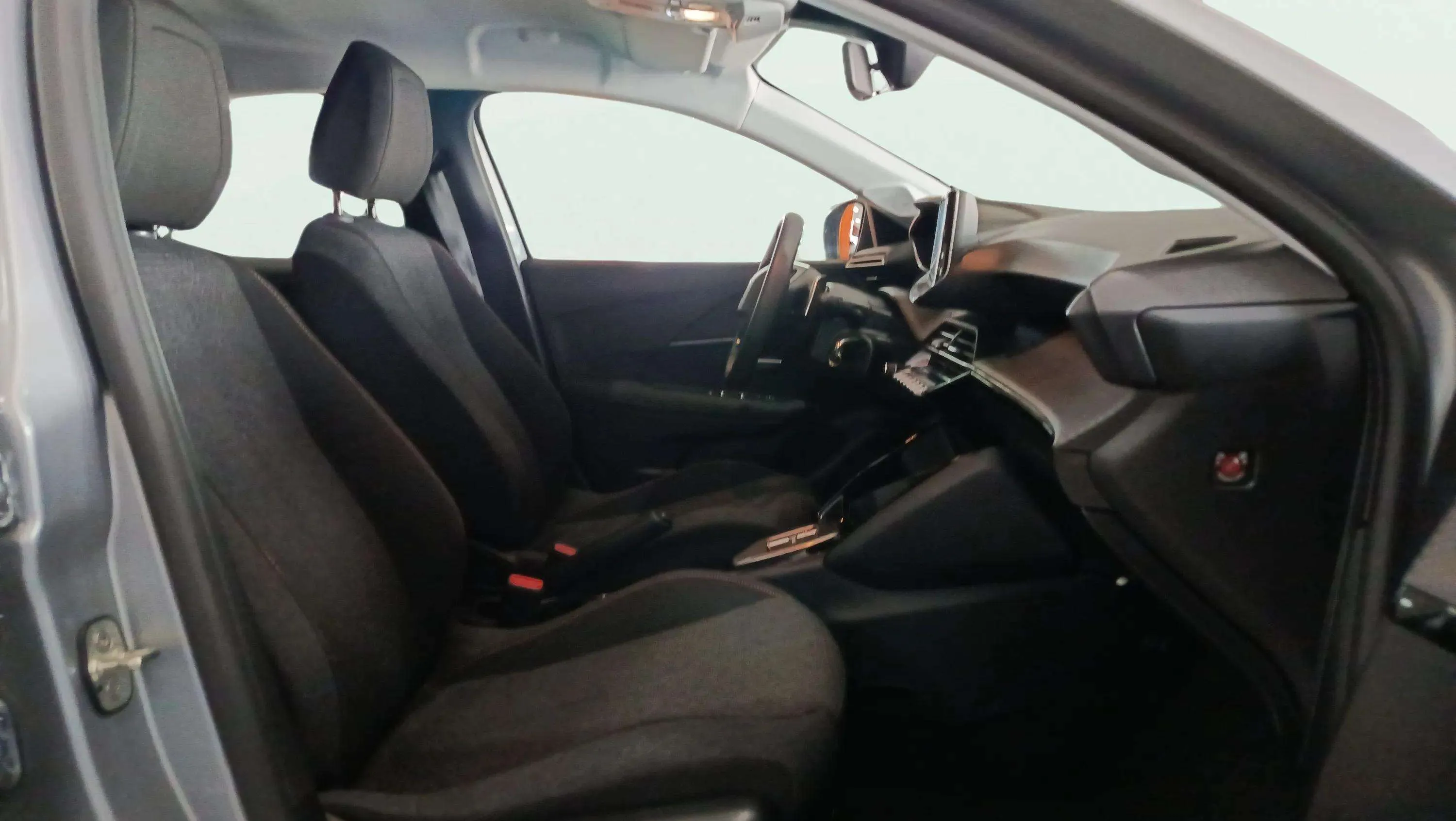 Peugeot 208 Style Hybrid 110 eDCS6 - foto 10