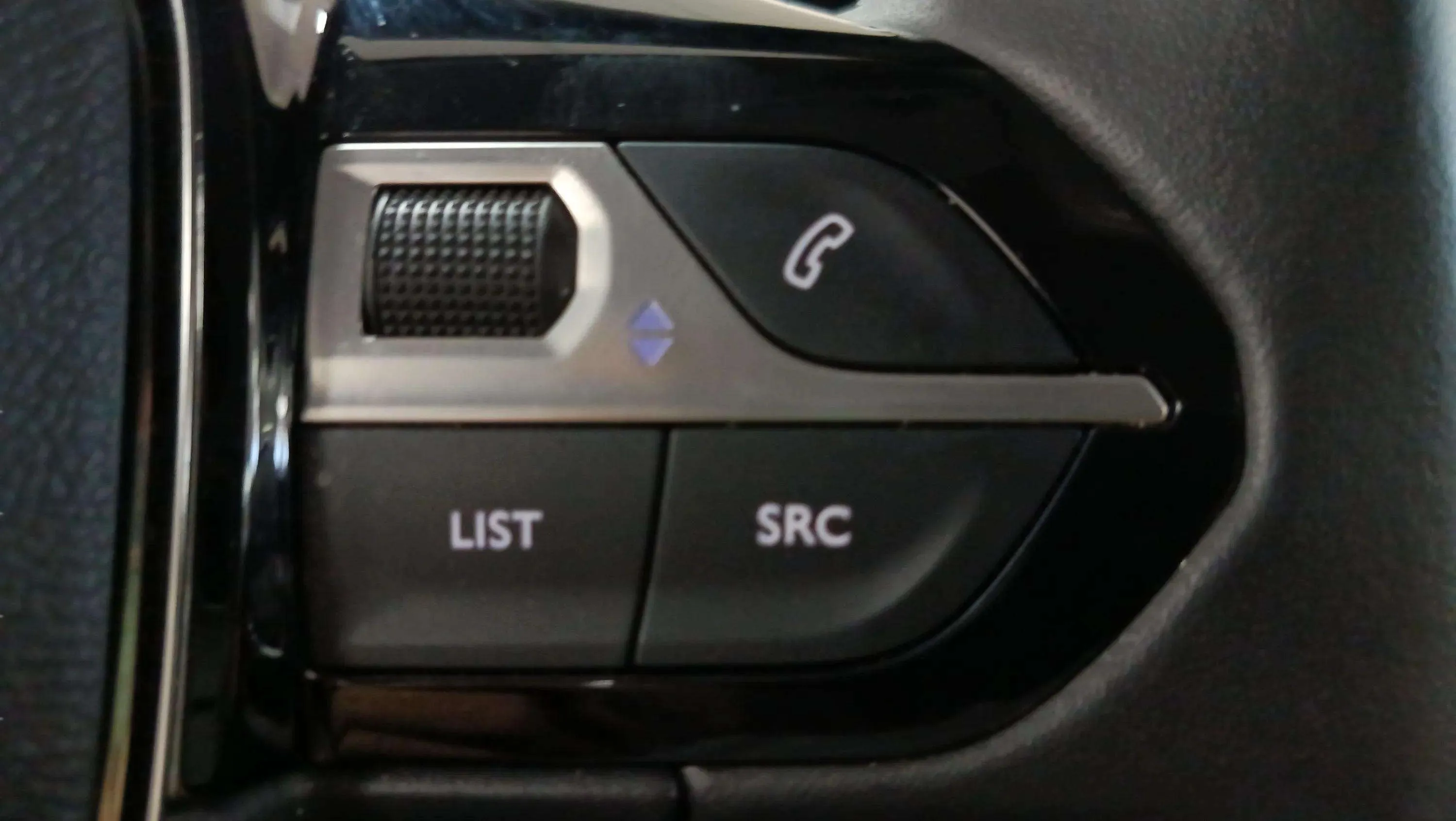 Peugeot 208 Style Hybrid 110 eDCS6 - foto 23