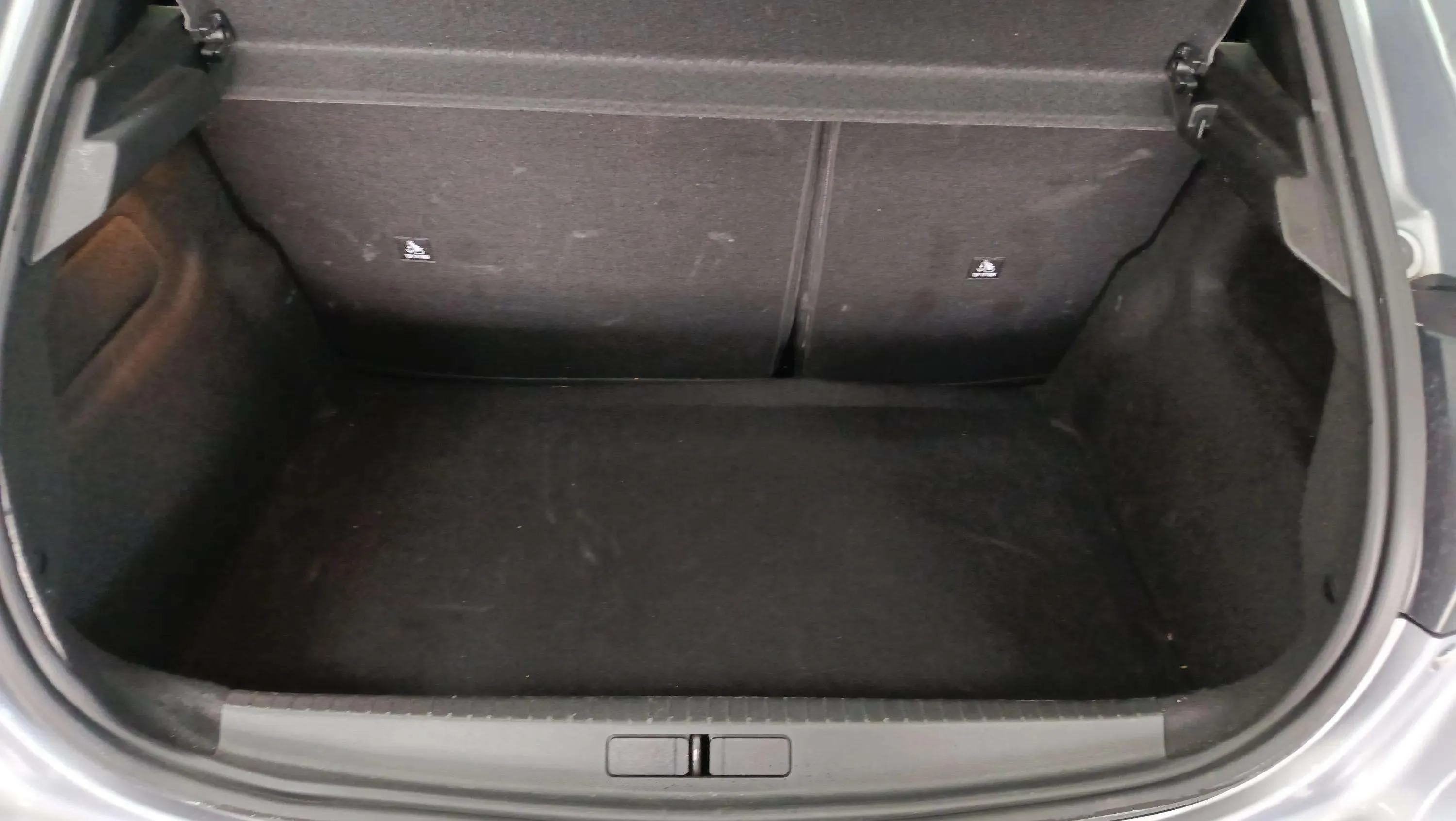Peugeot 208 Style Hybrid 110 eDCS6 - foto 12