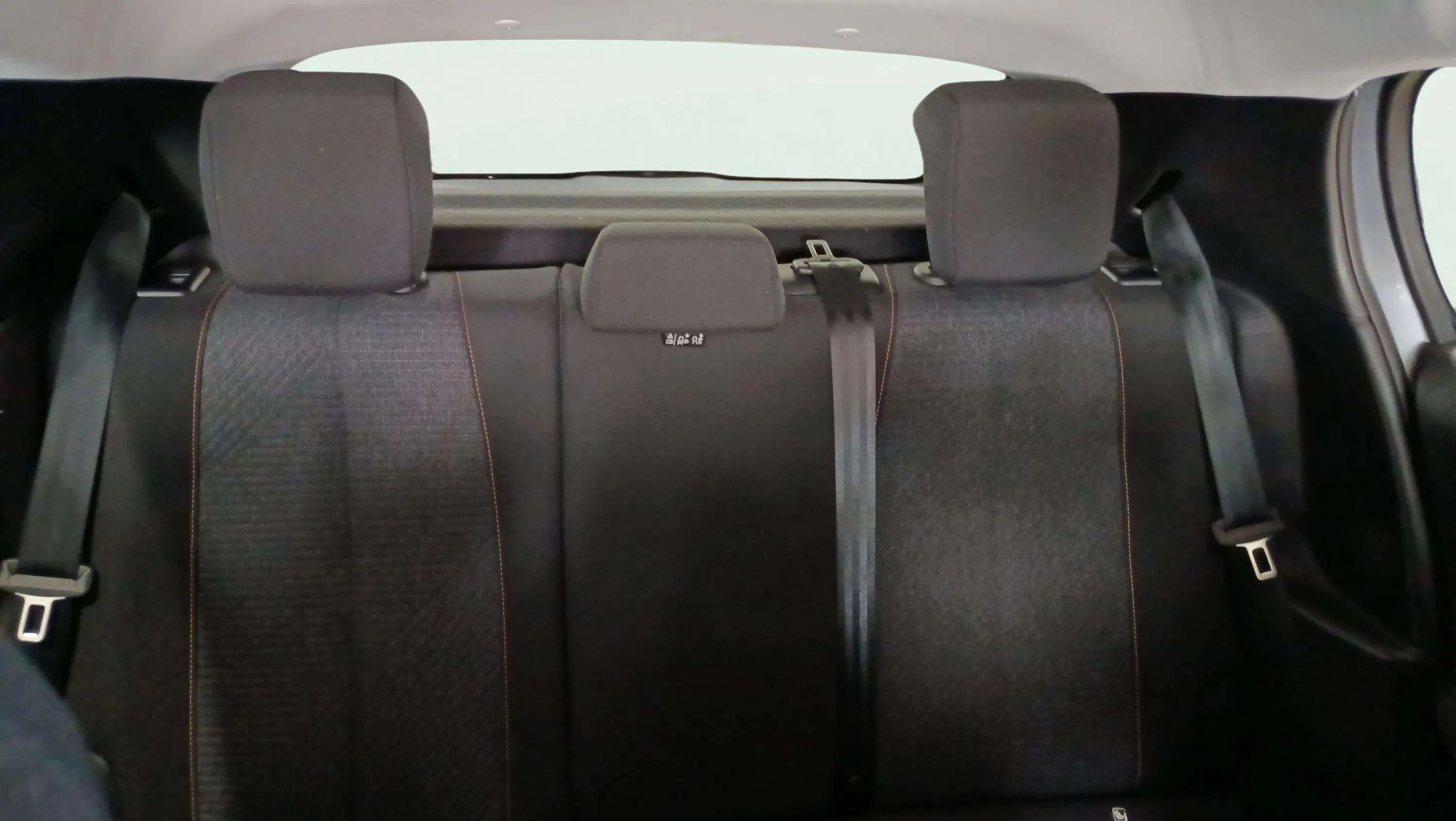 Peugeot 208 Style Hybrid 110 eDCS6 - foto 11