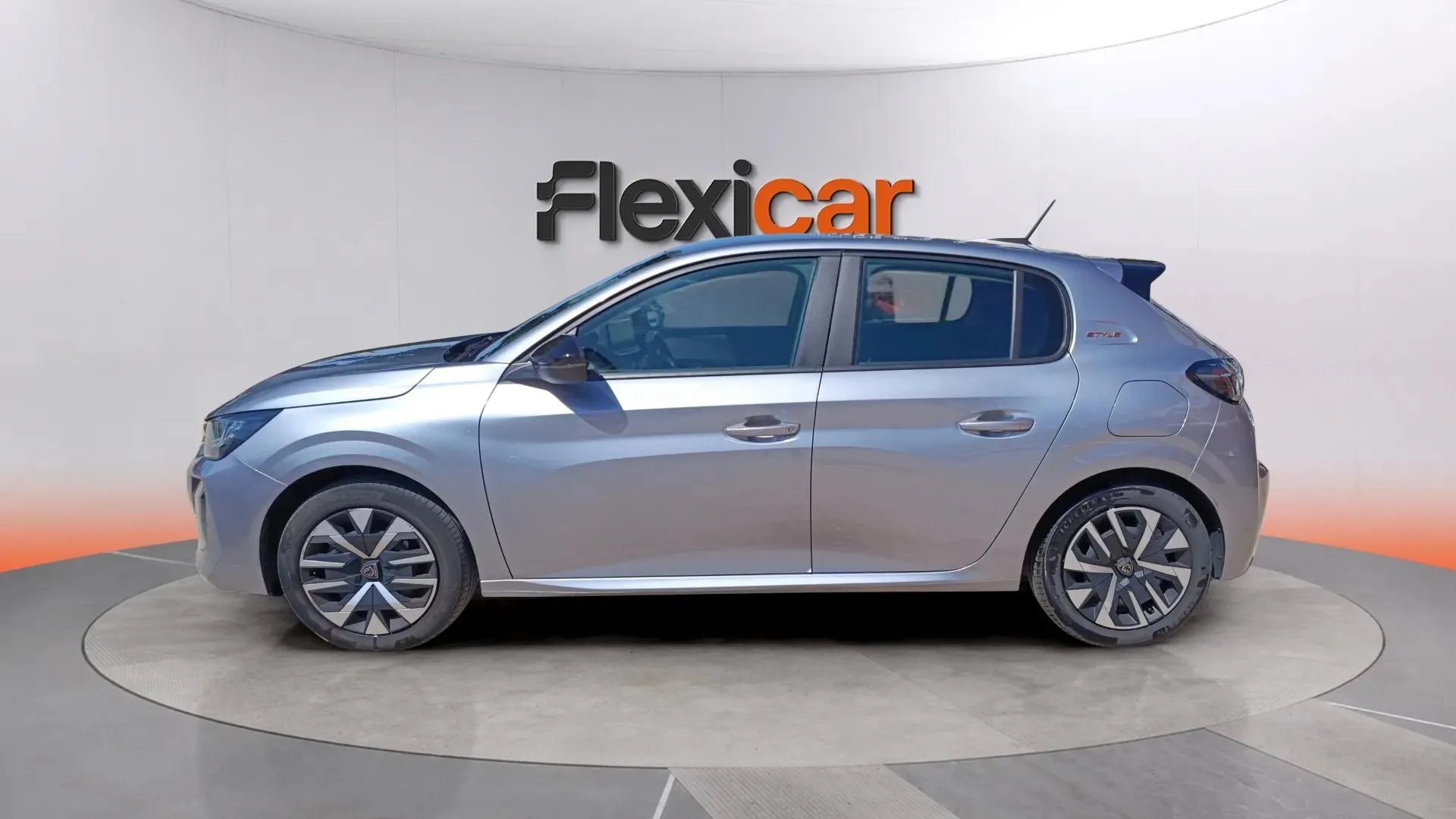 Peugeot 208 Style Hybrid 110 eDCS6 - foto 8