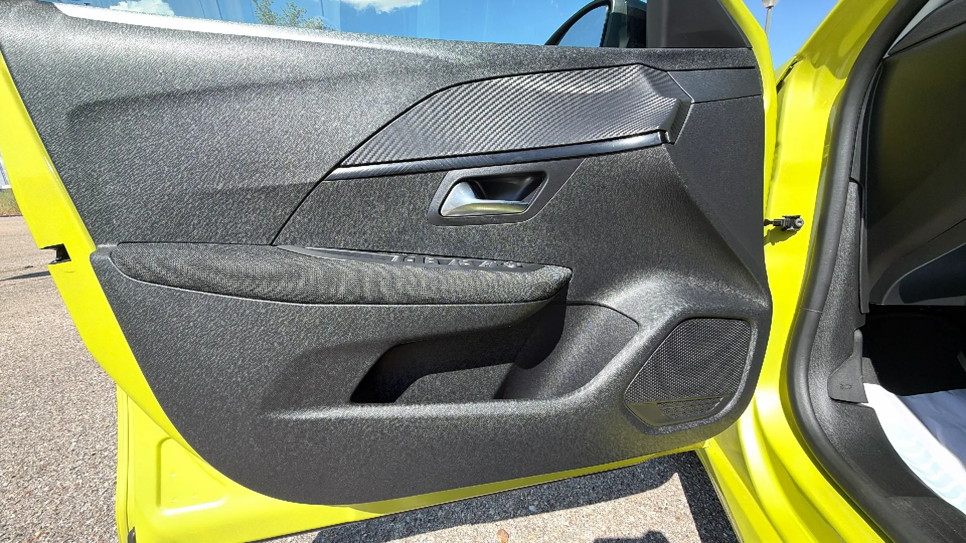 Peugeot 208 Style Hybrid 110 eDCS6 - foto 26