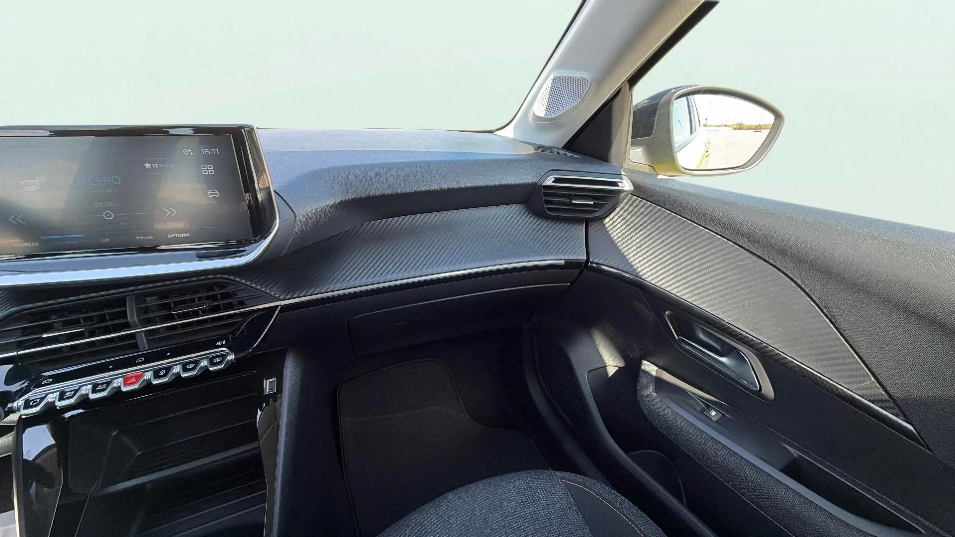 Peugeot 208 Style Hybrid 110 eDCS6 - foto 15