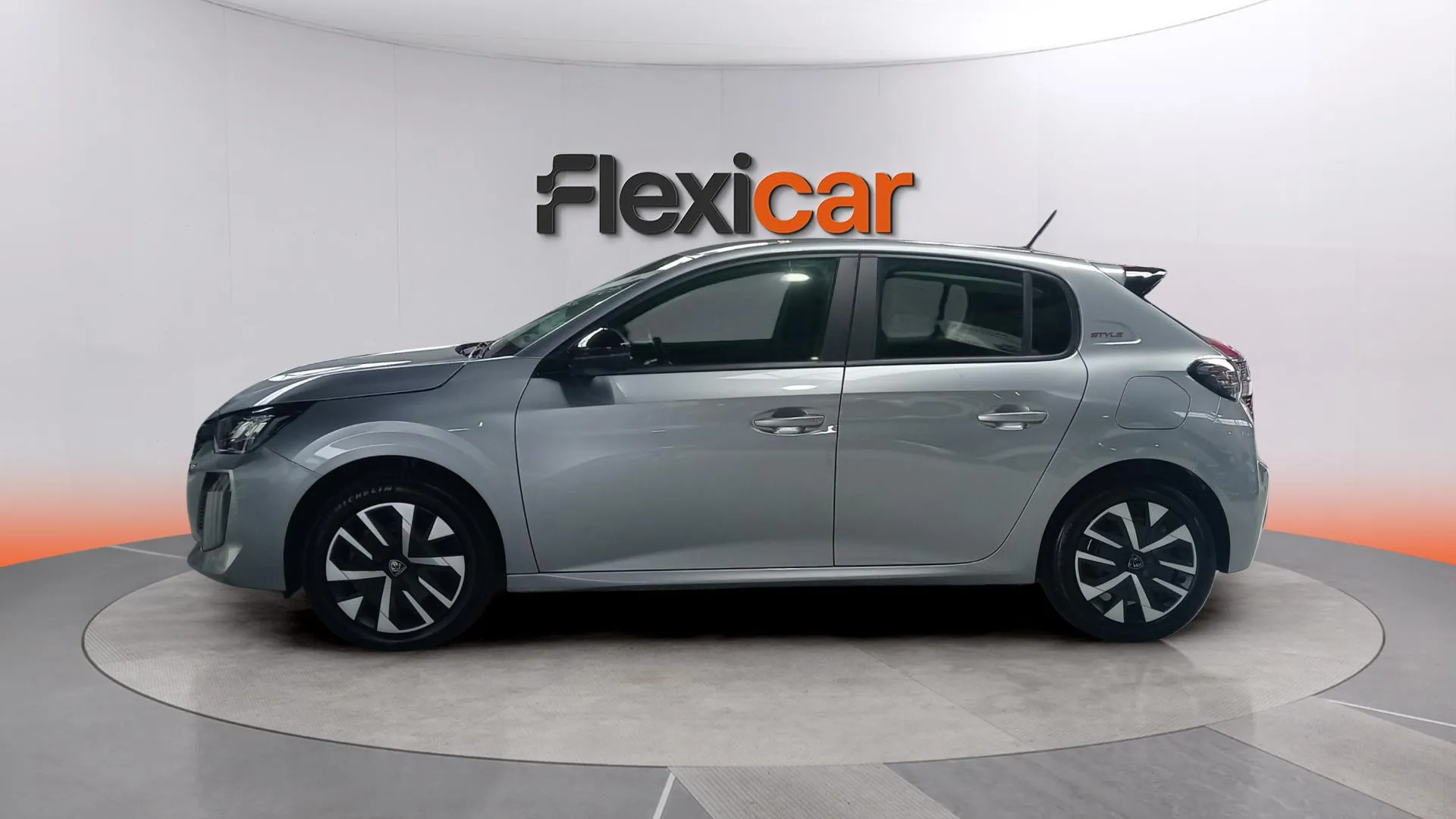 Peugeot 208 Style Hybrid 110 eDCS6 - foto 4