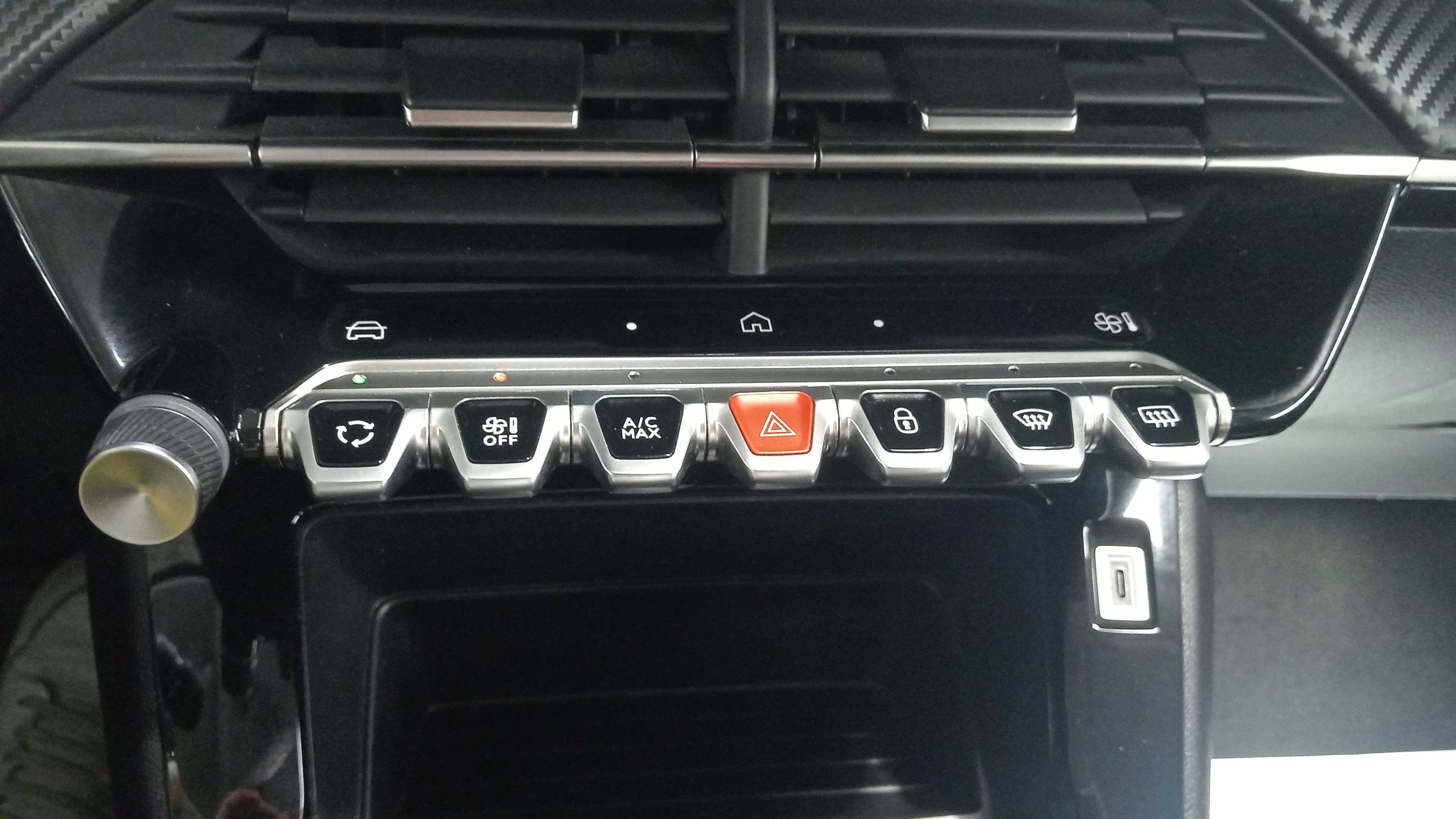 Peugeot 208 Style Hybrid 110 eDCS6 - foto 20
