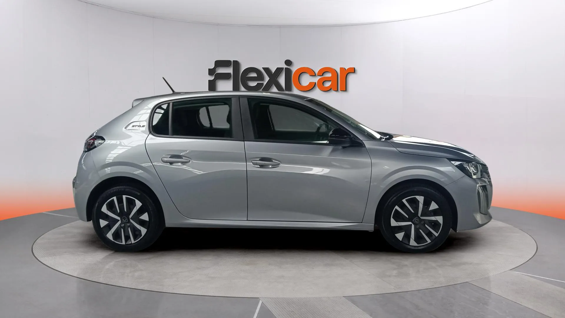 Peugeot 208 Style Hybrid 110 eDCS6 - foto 8