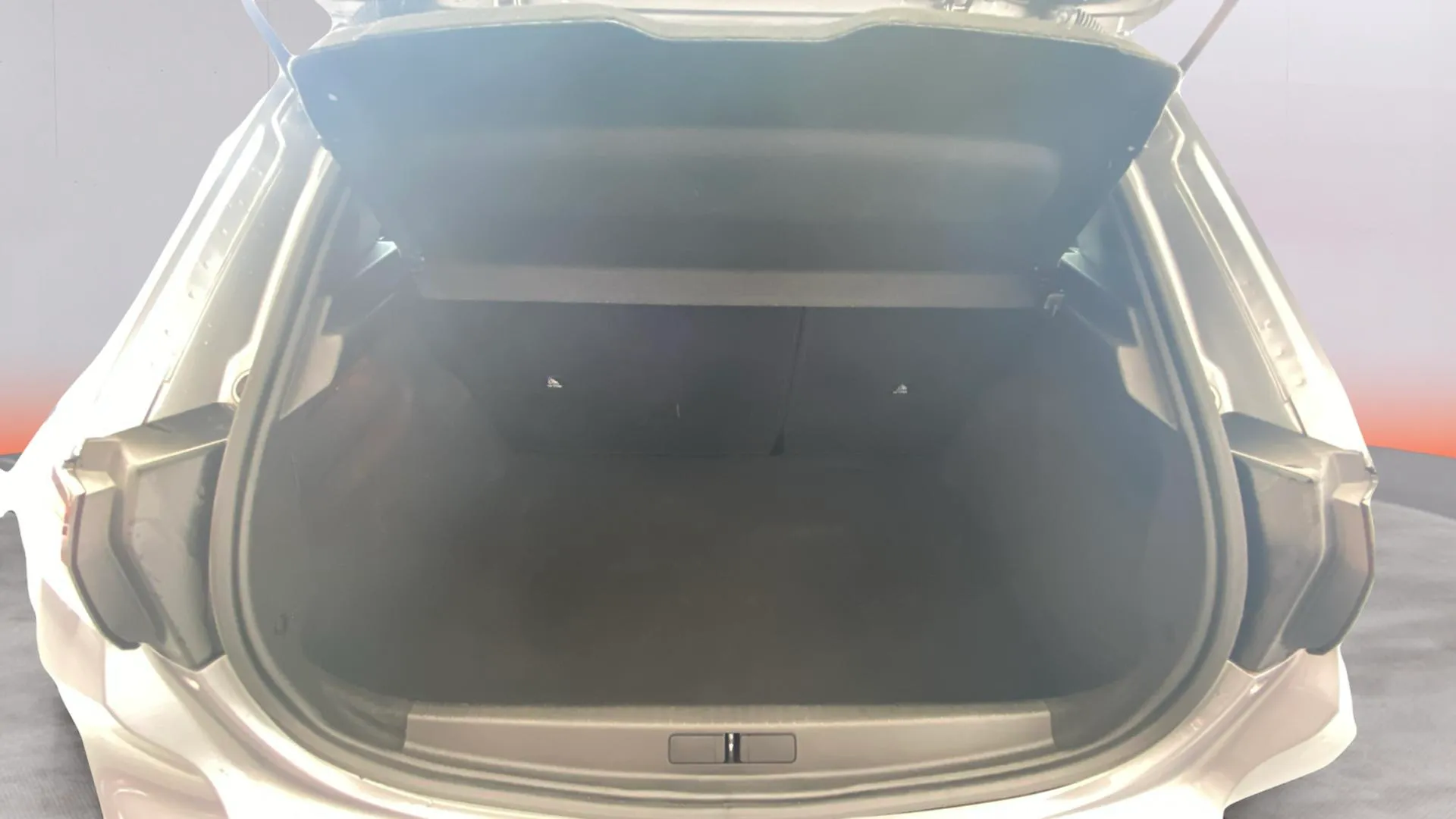 Peugeot 208 Style Hybrid 110 eDCS6 - foto 9