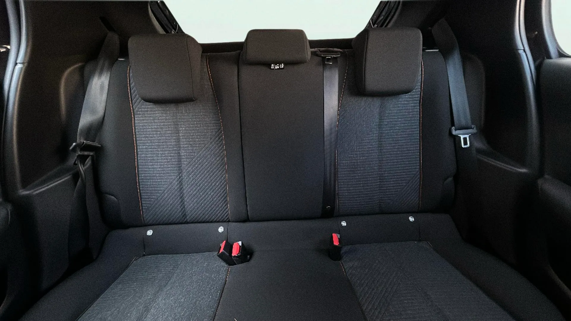 Peugeot 208 Style Hybrid 110 eDCS6 - foto 21