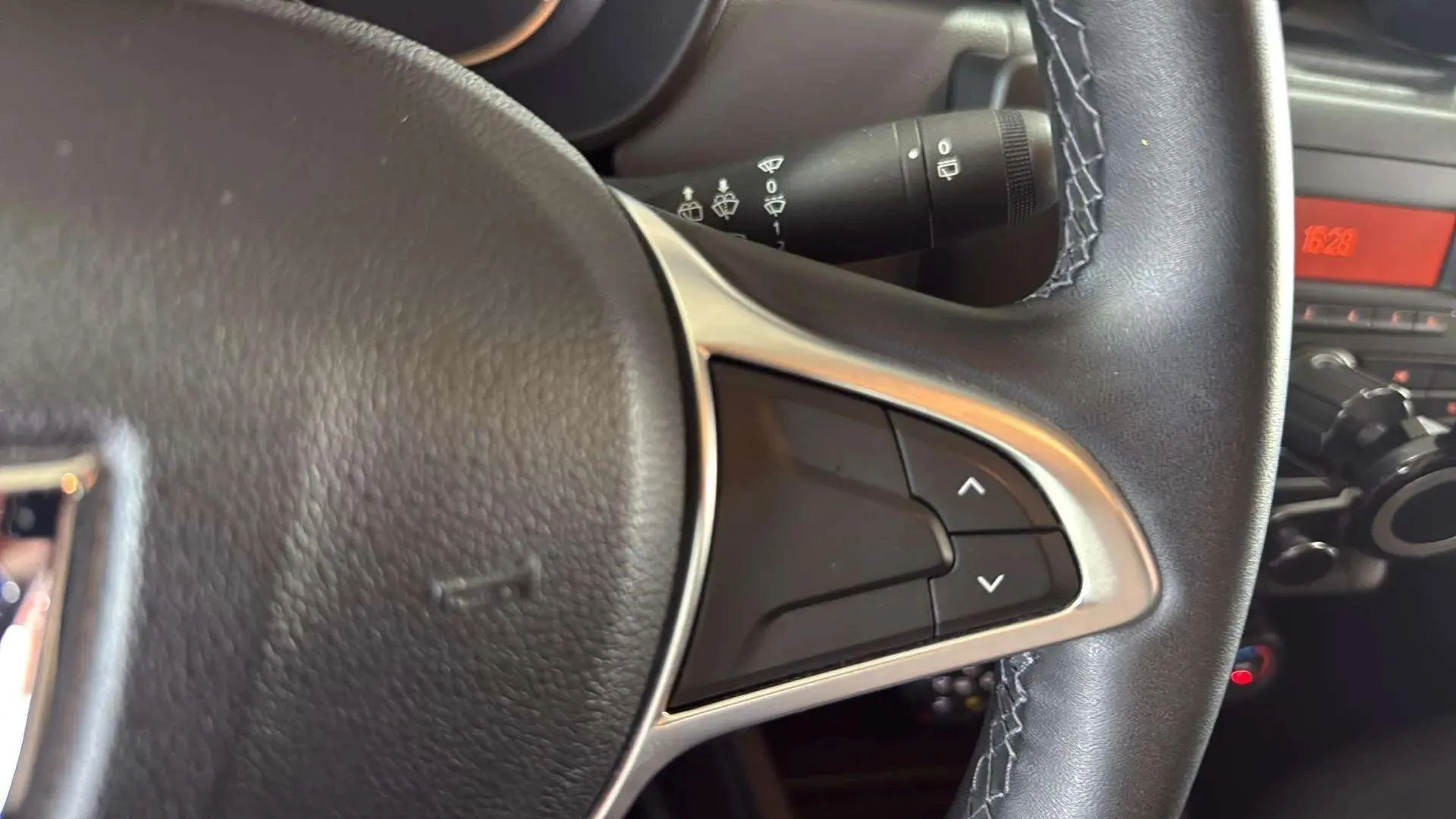 Dacia Duster Expression TCe ECO-G 4x2 - foto 21