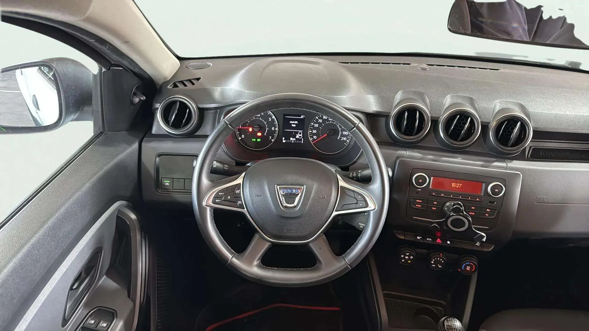 Dacia Duster Expression TCe ECO-G 4x2 - foto 11