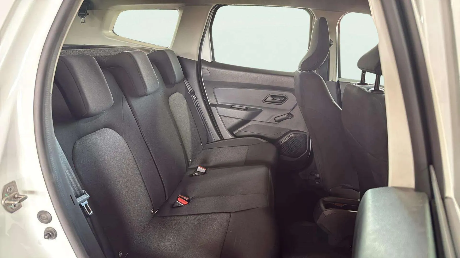 Dacia Duster Expression TCe ECO-G 4x2 - foto 14