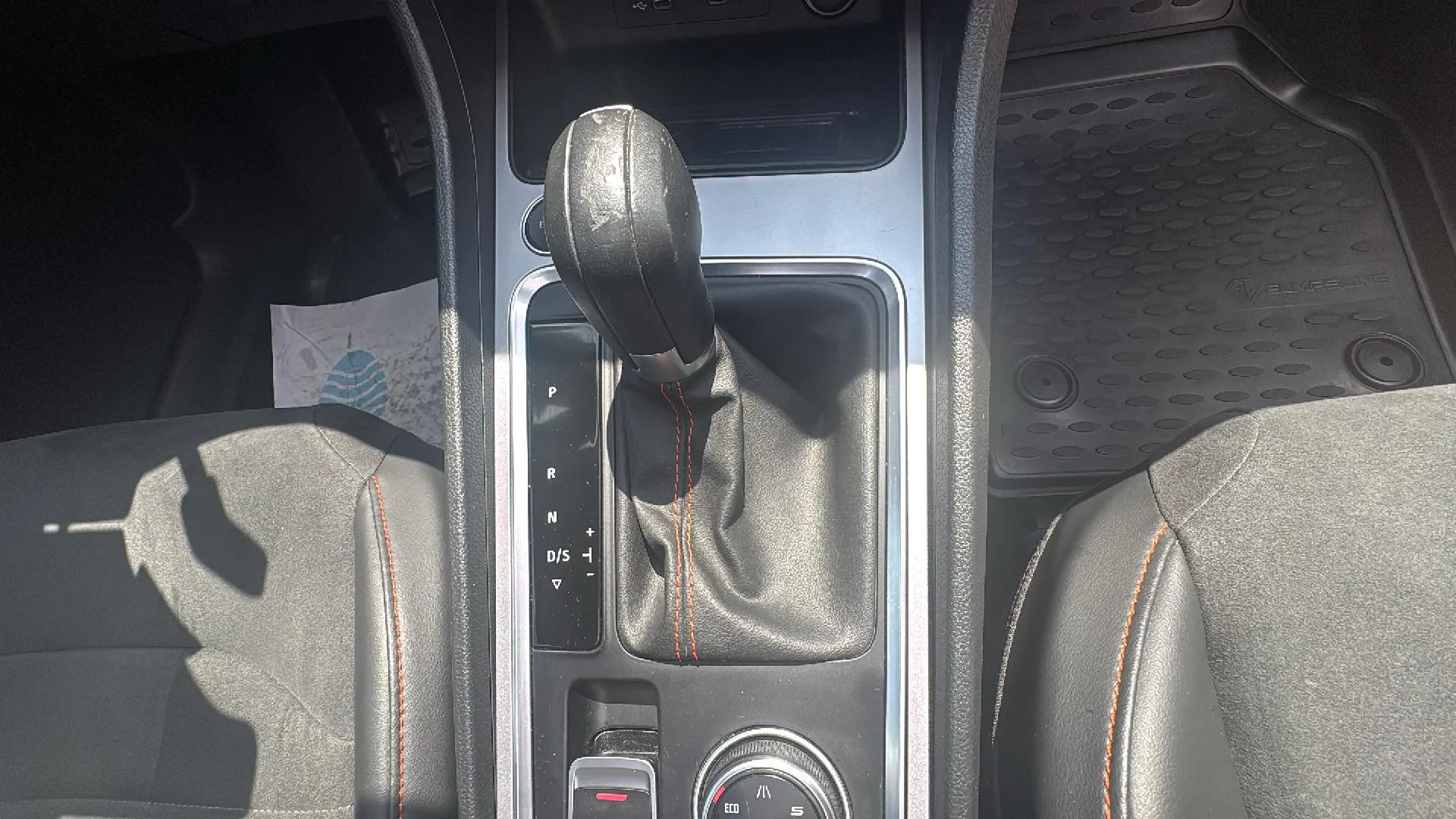 SEAT Ateca 1.5 TSI DSG FR Edition - foto 17