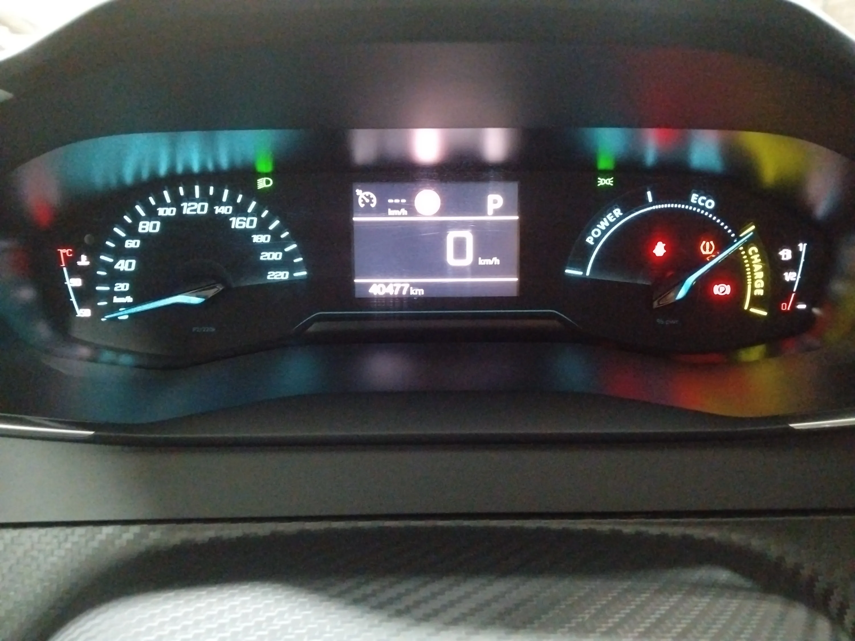 Peugeot 208 Style Hybrid 110 eDCS6 - foto 12