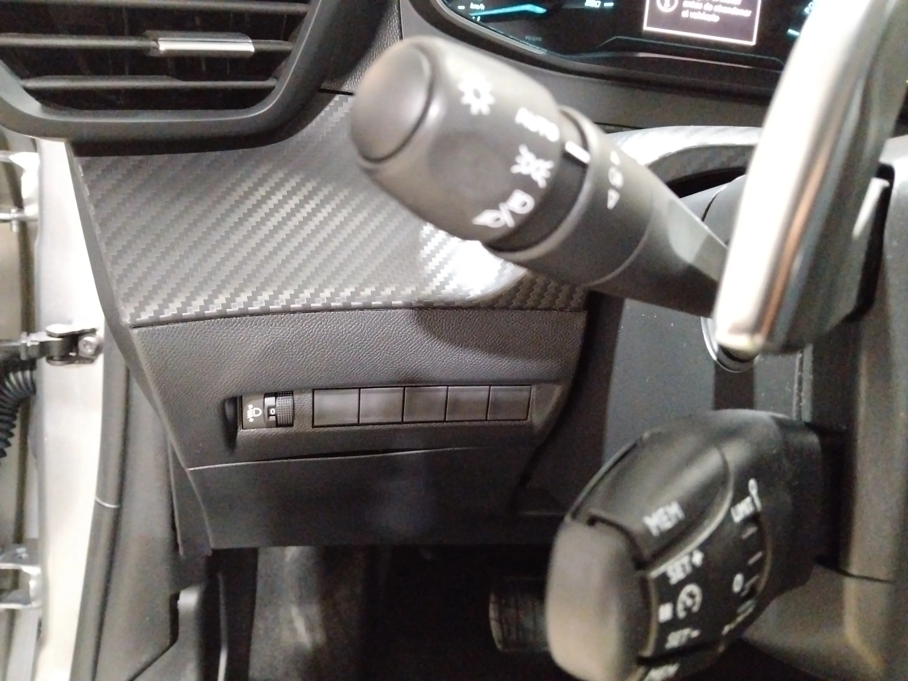 Peugeot 208 Style Hybrid 110 eDCS6 - foto 25