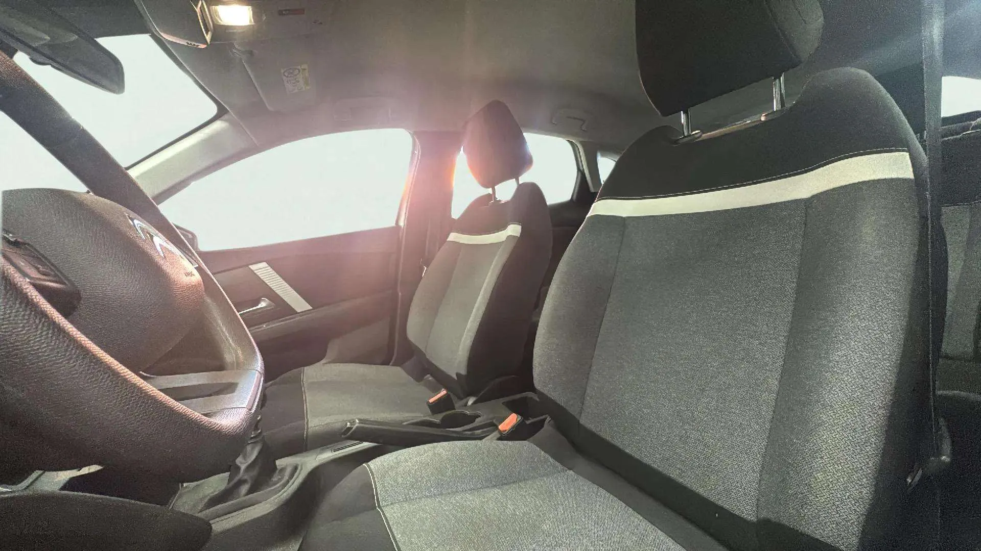 Citroën C4 BlueHDi 110 Feel - foto 14