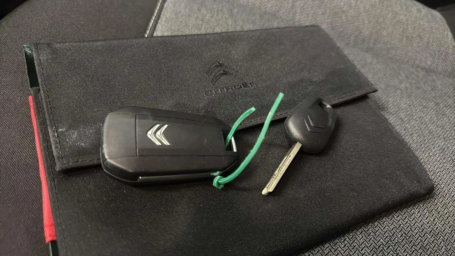 Citroën C4 BlueHDi 110 Feel - foto 17