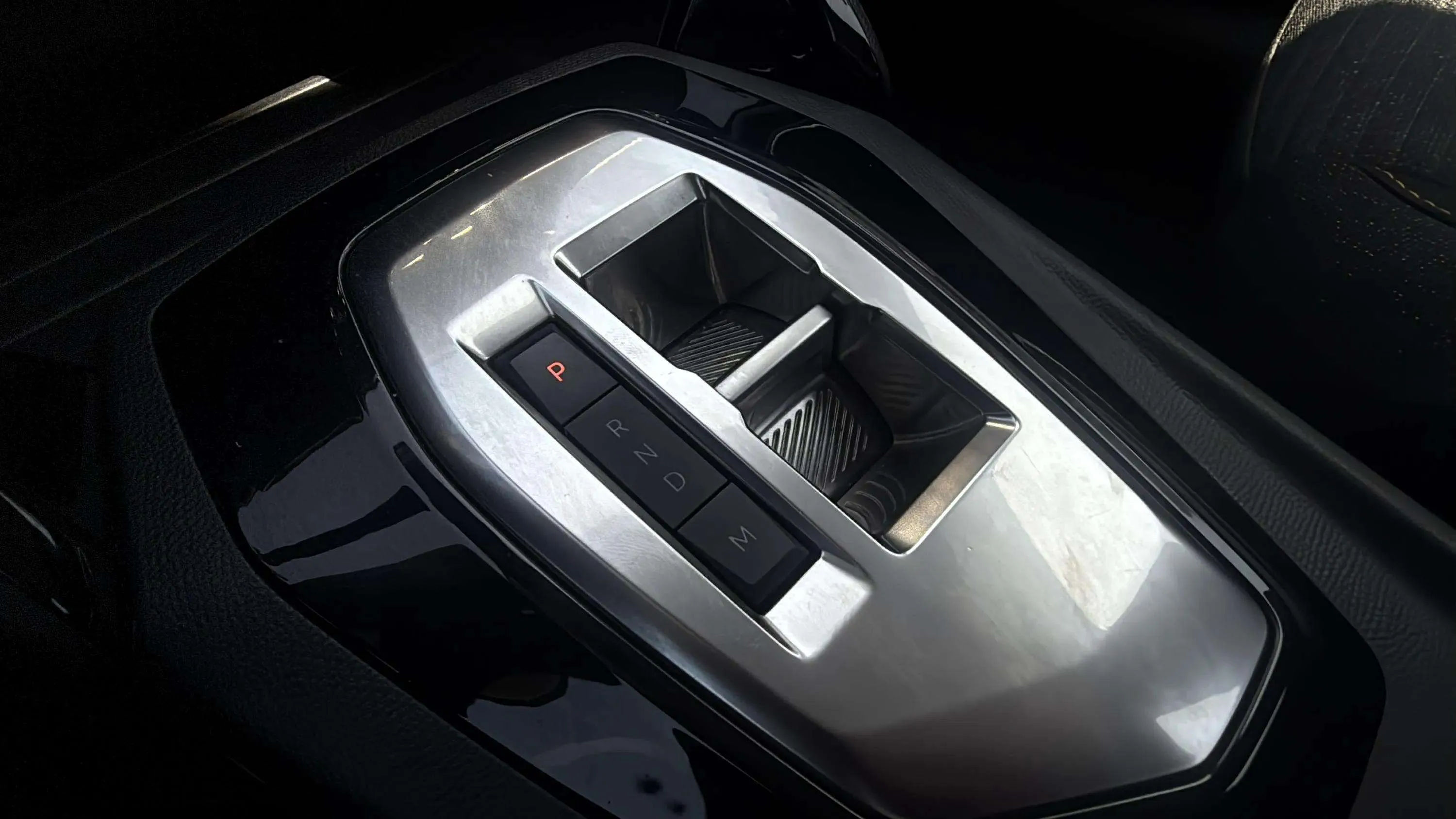 Peugeot 208 Style Hybrid 110 eDCS6 - foto 14