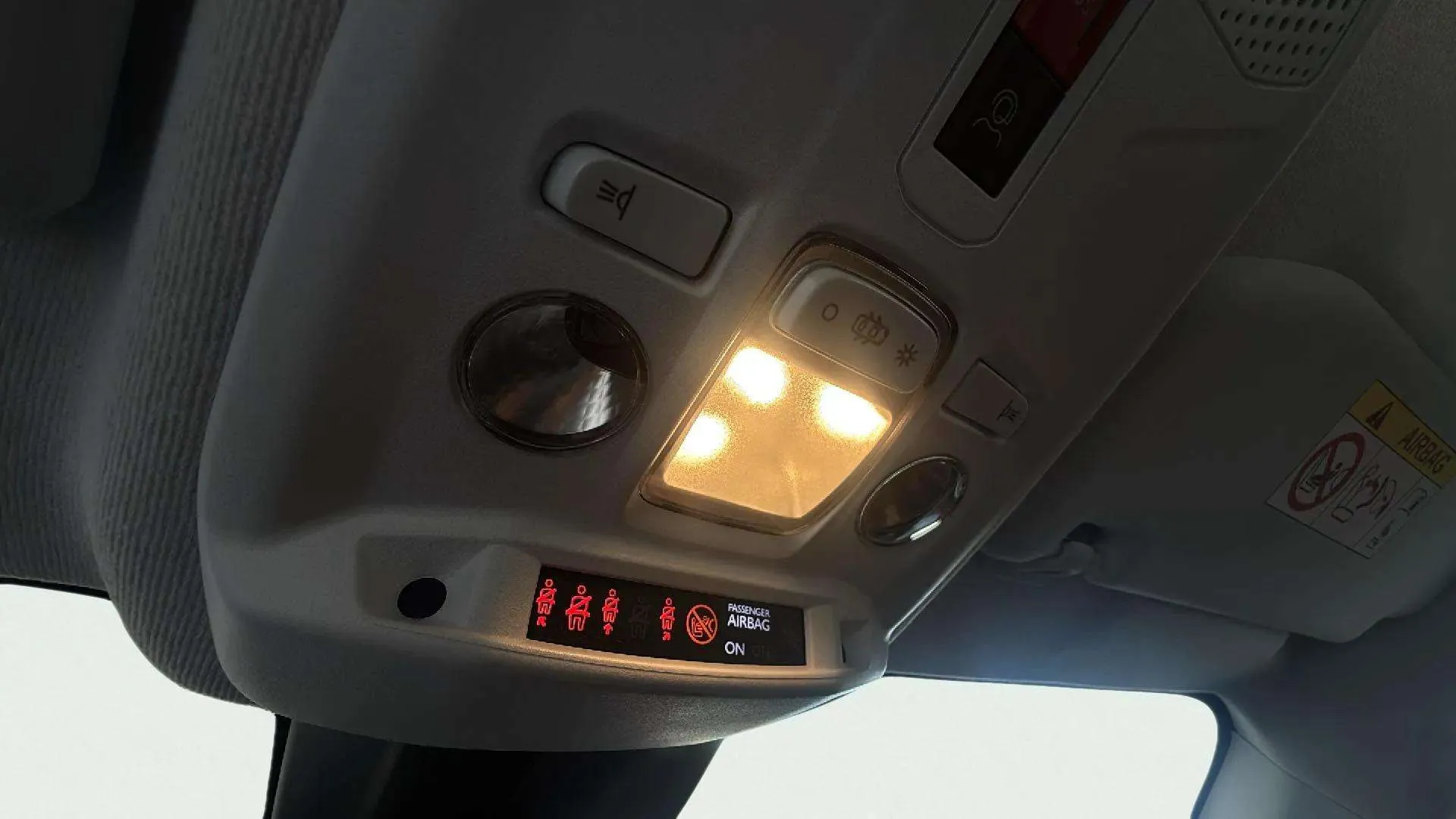 Peugeot 208 Style Hybrid 110 eDCS6 - foto 15
