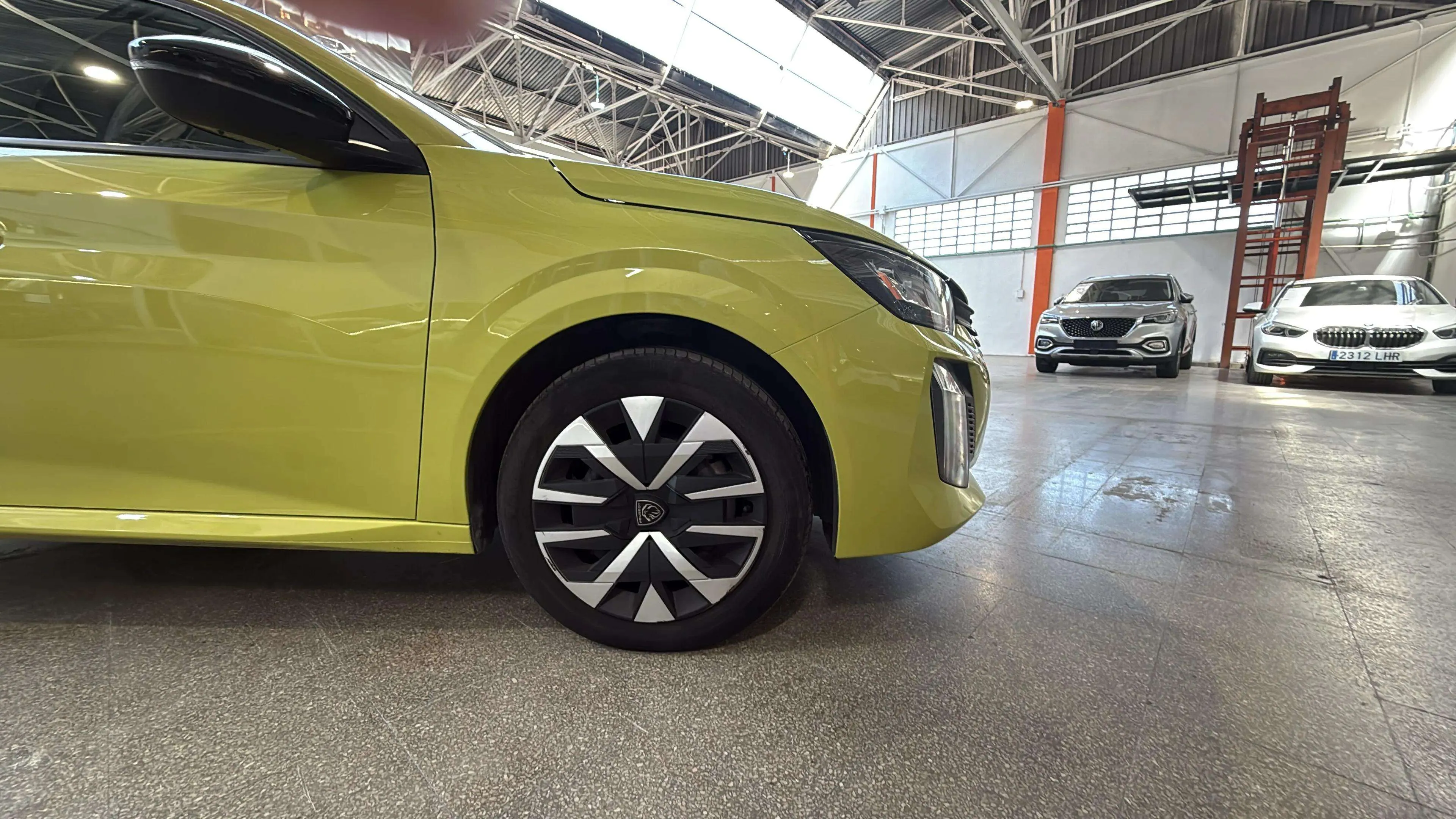 Peugeot 208 Style Hybrid 110 eDCS6 - foto 9