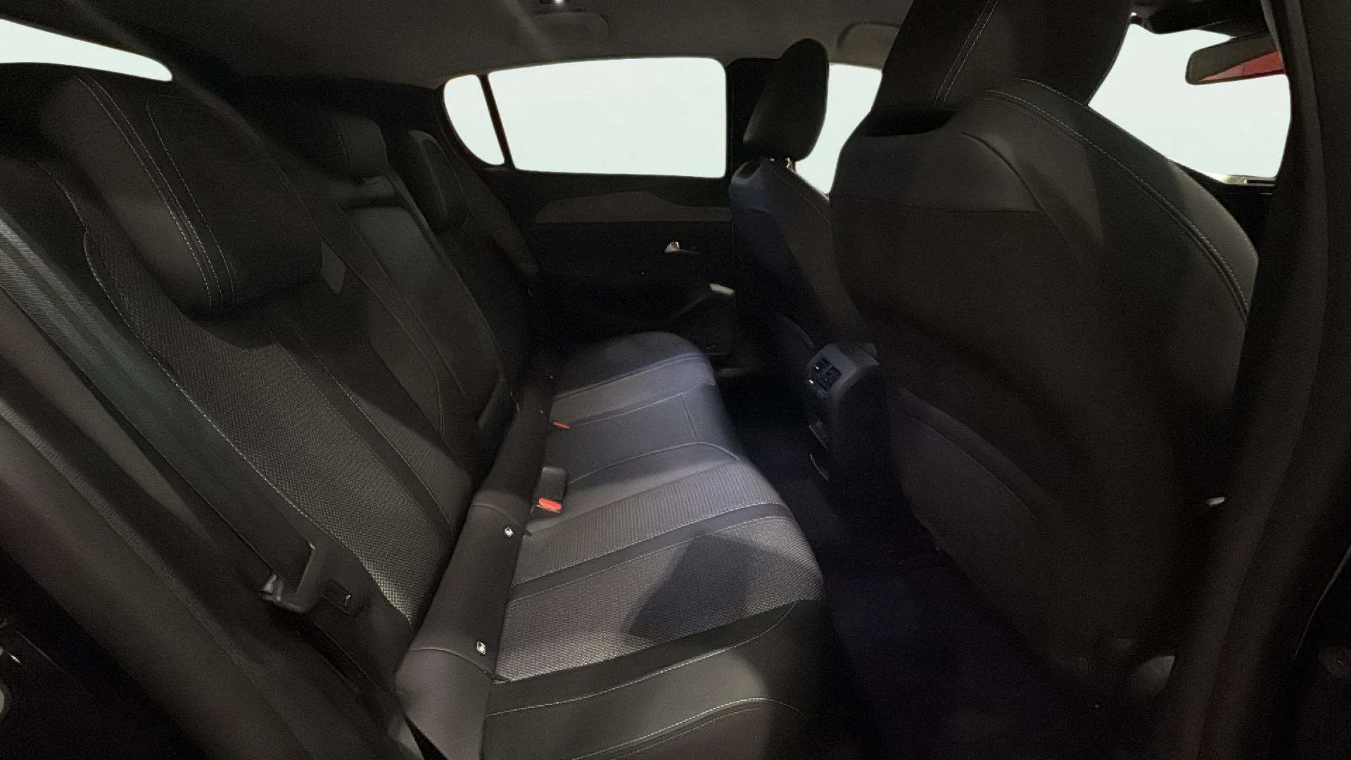 Peugeot 308 Allure PureTech 130 - foto 15