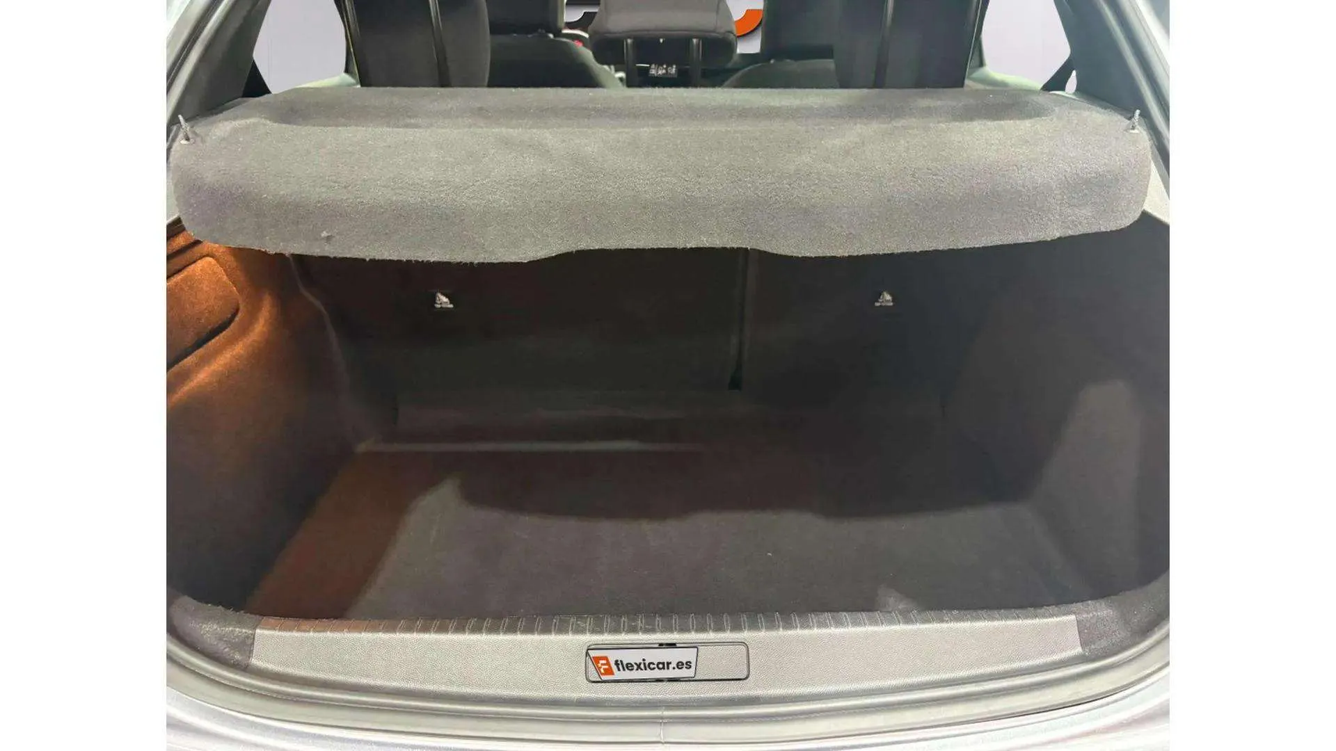 Peugeot 208 Style Hybrid 110 eDCS6 - foto 19