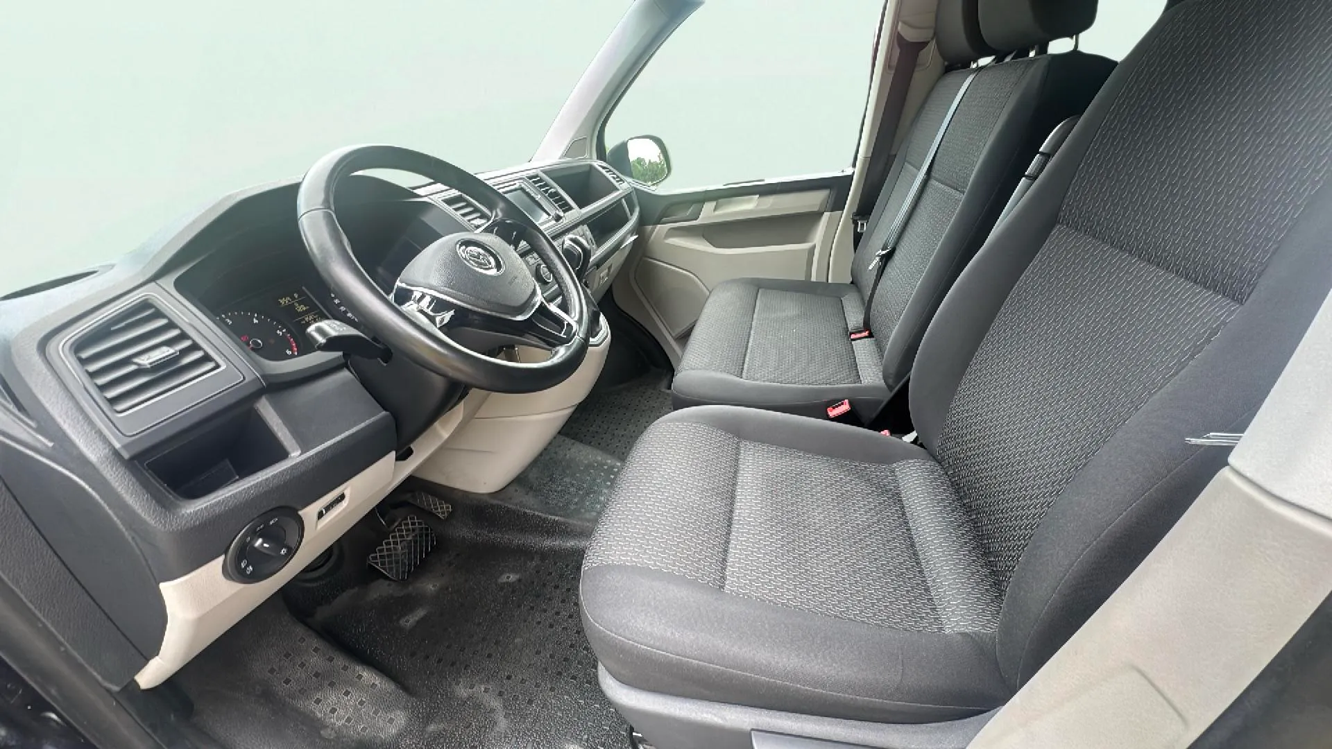 Volkswagen Transporter combi - foto 6
