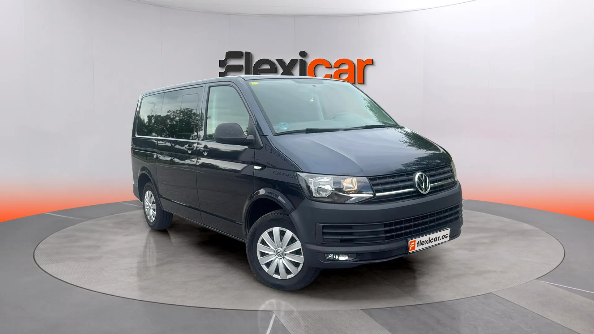 Volkswagen Transporter combi - foto 1