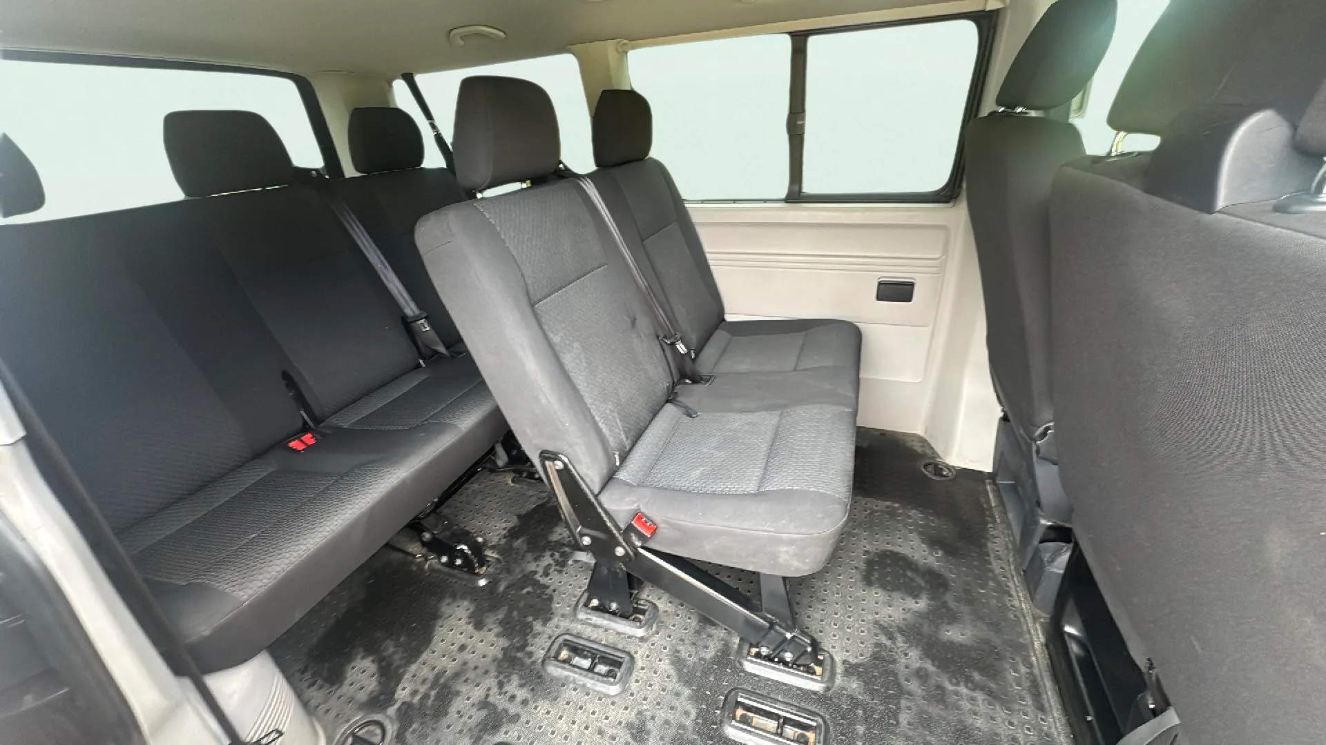 Volkswagen Transporter combi - foto 9