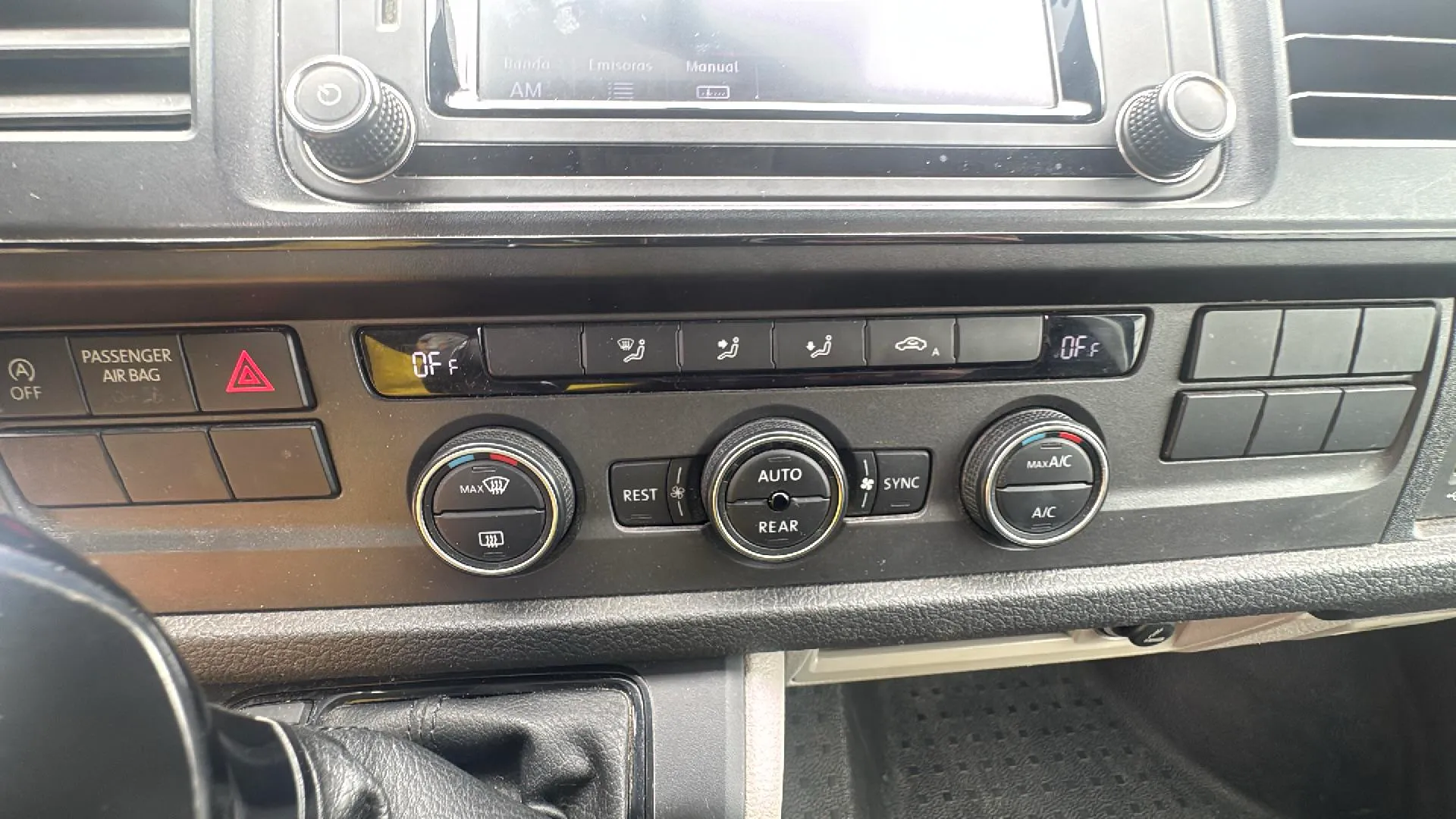 Volkswagen Transporter combi - foto 17