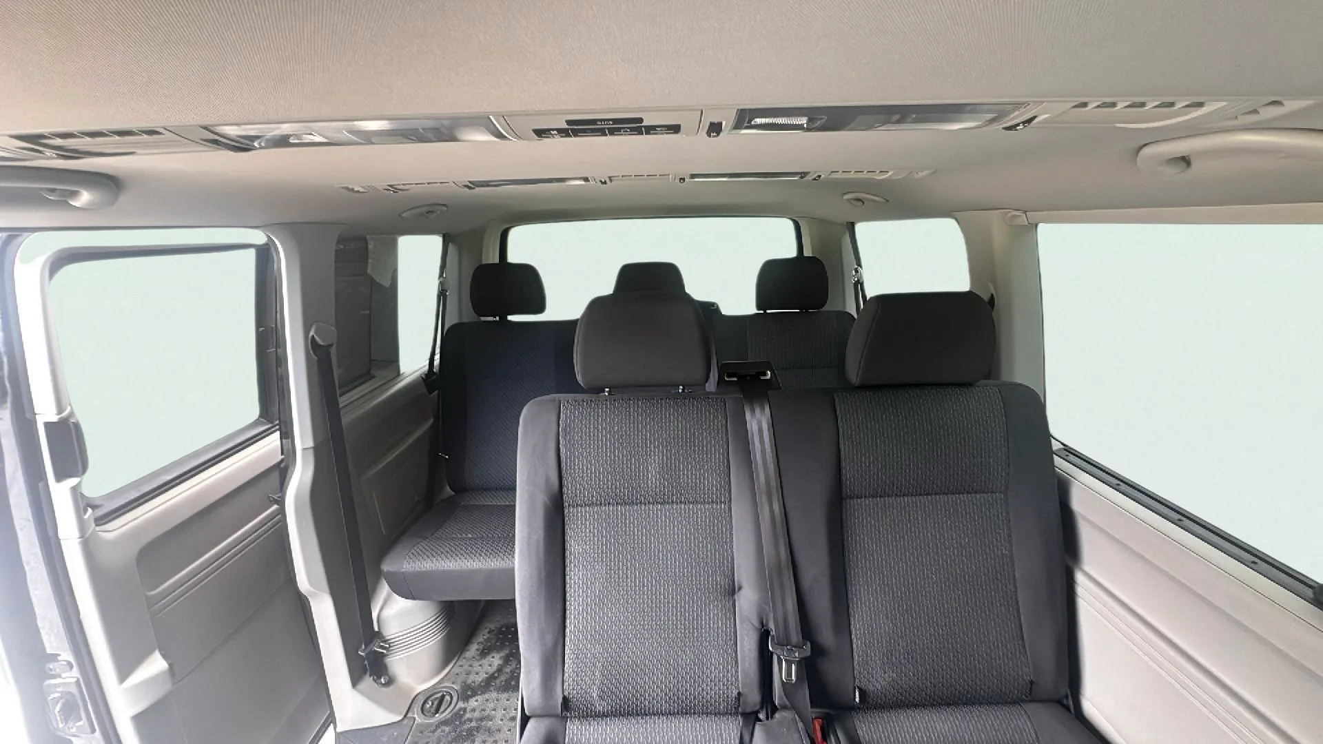 Volkswagen Transporter combi - foto 10